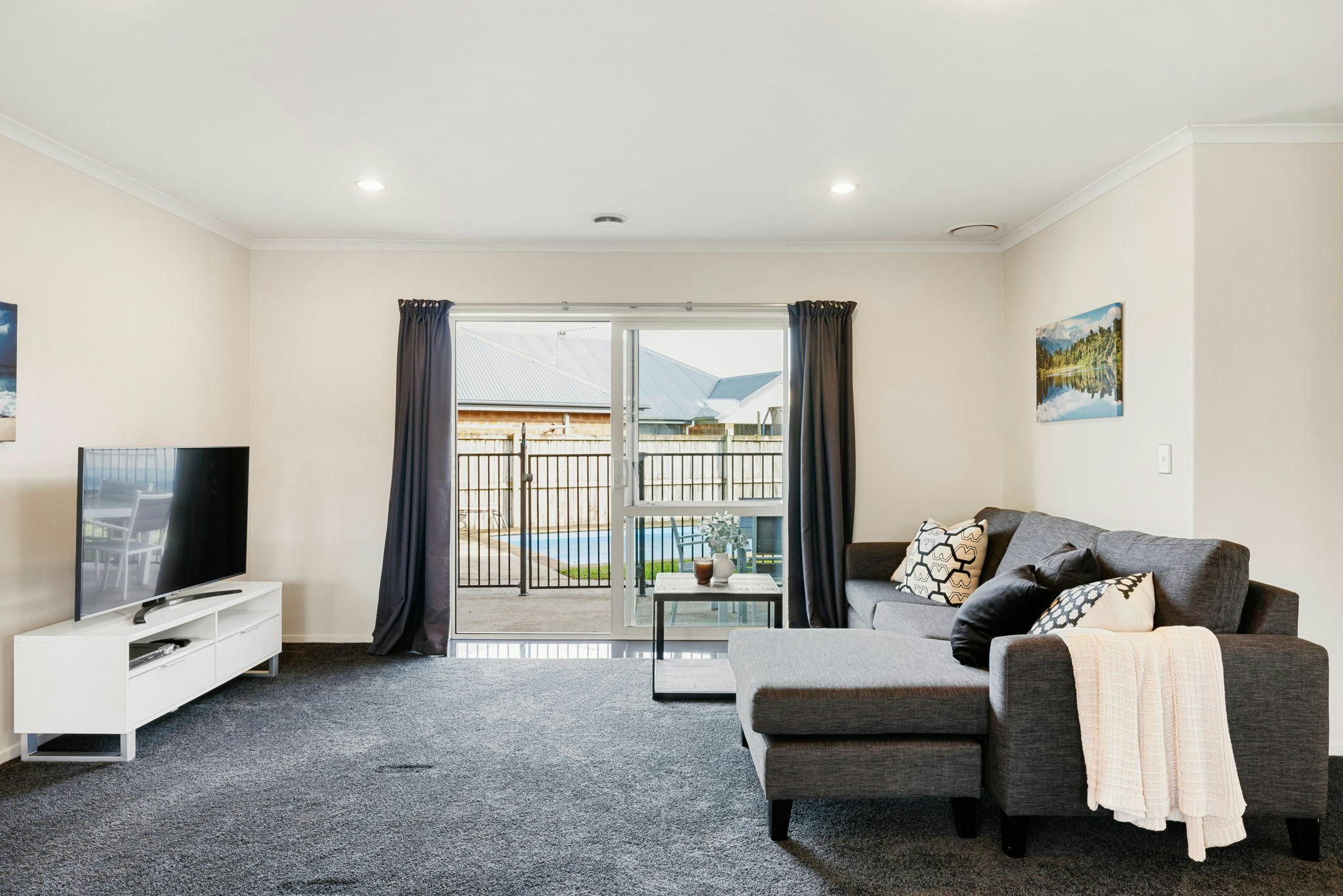 26 web or mls in House SR5 3930