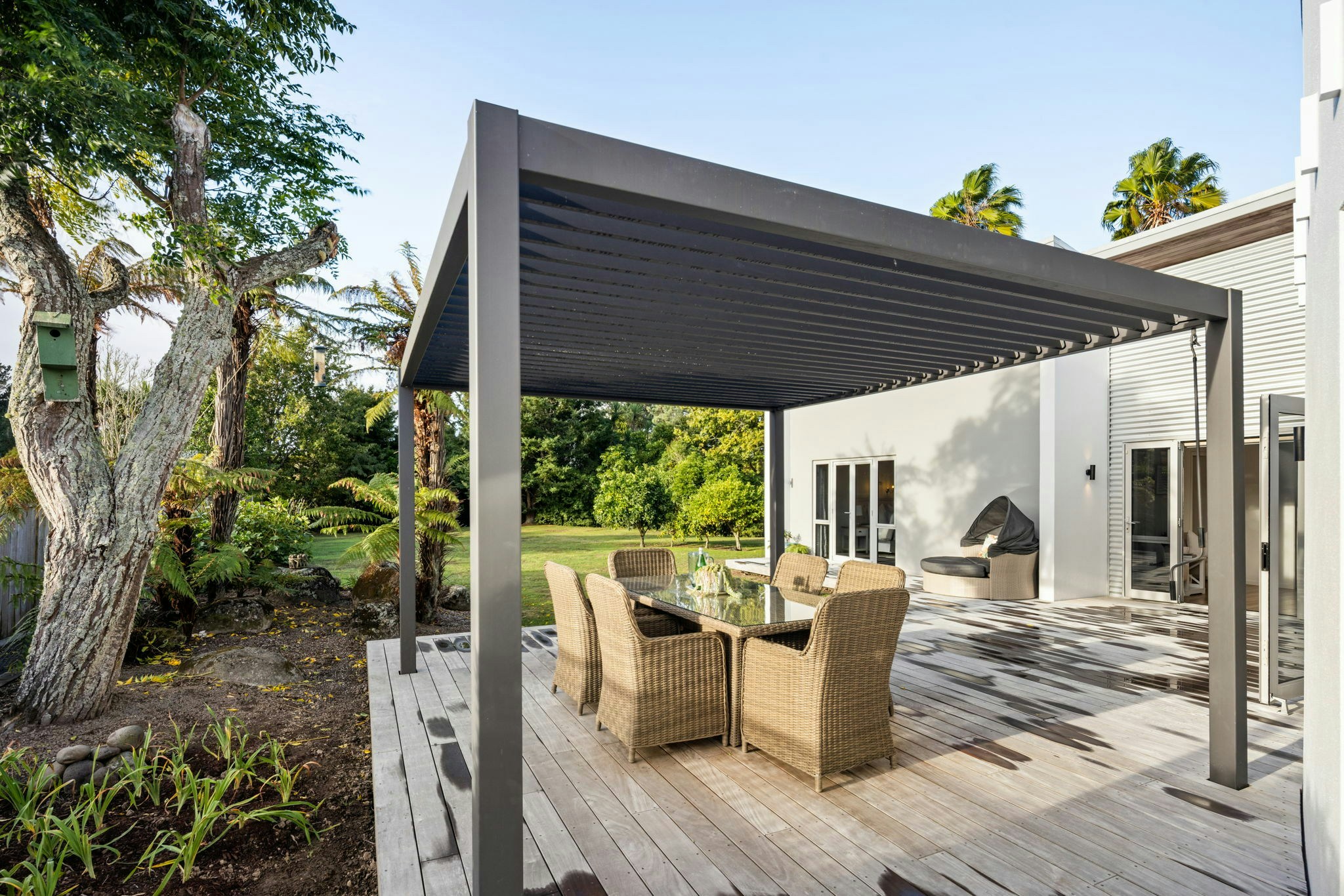 27 web or mls in House AR5 8302