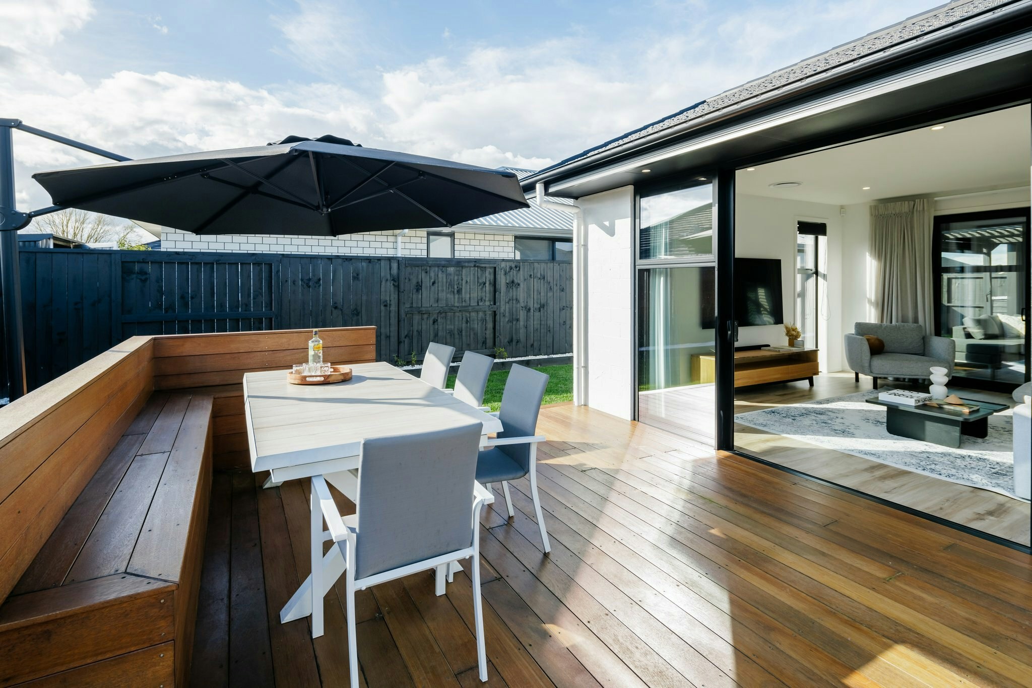 27 web or mls in House AR5 8368