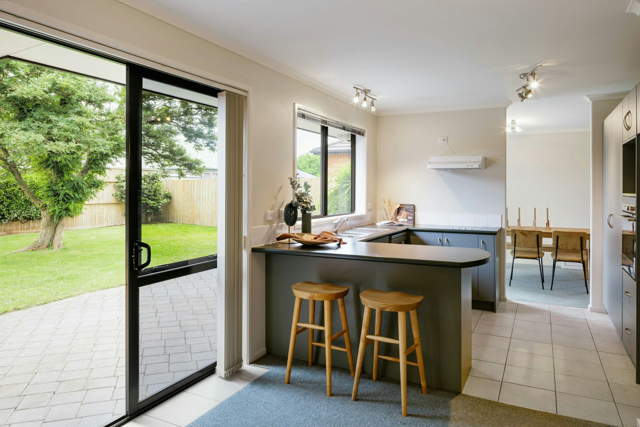 27 web or mls in House SR5 7860