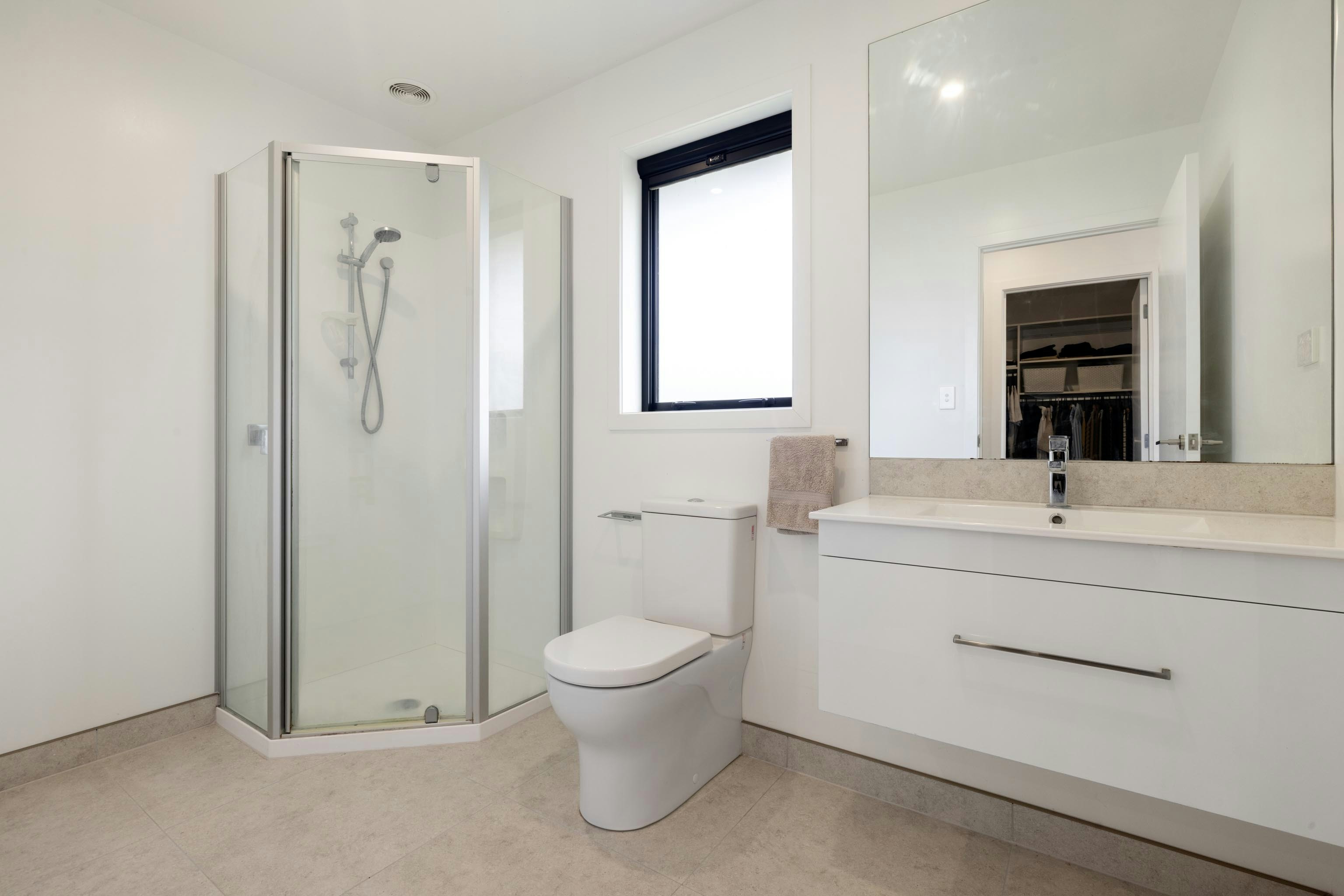 28 print in House SR5 2603