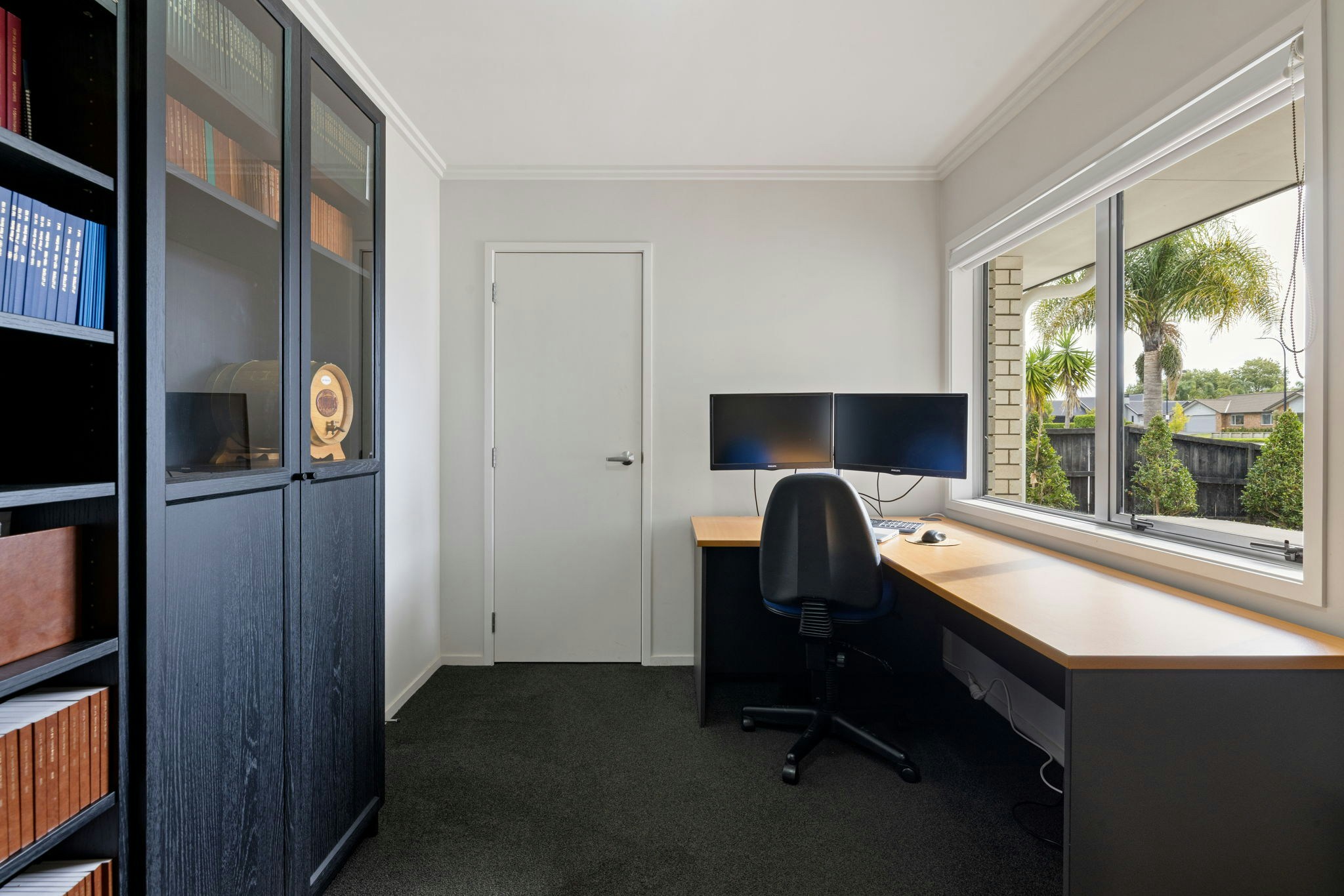 28 web or mls in House SR5 0937