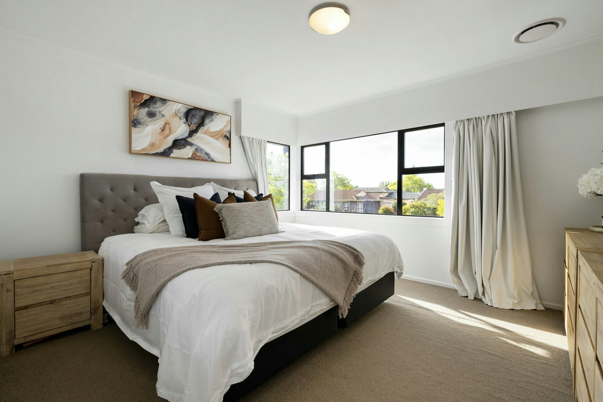 28 web or mls in House SR5 5531