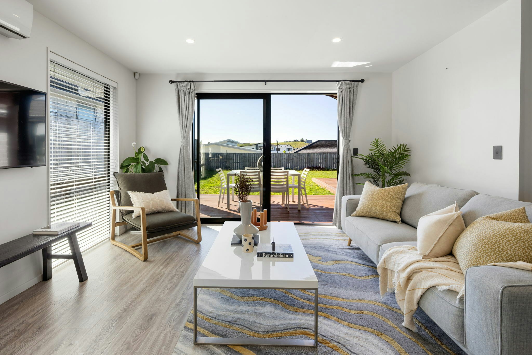 29 web or mls in House AR5 1060