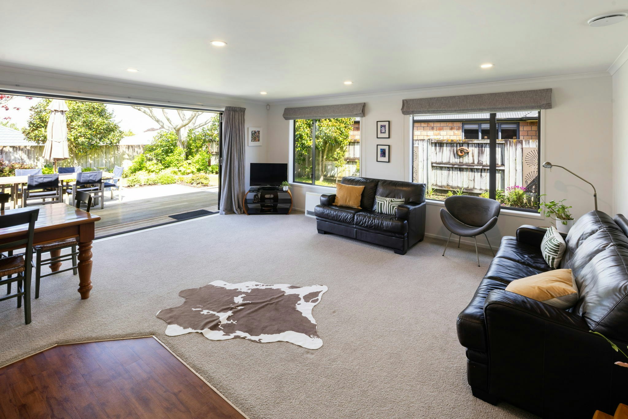 29 web or mls in House AR5 5238