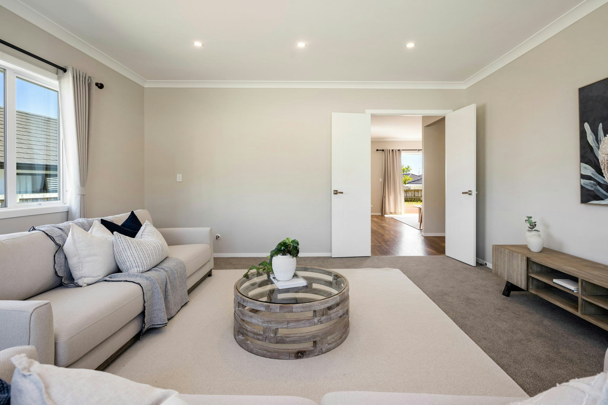 29 web or mls in House AR5 9779