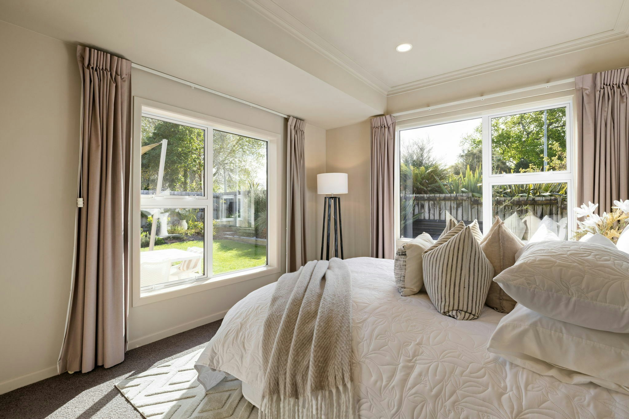 29 web or mls in House SR5 4545