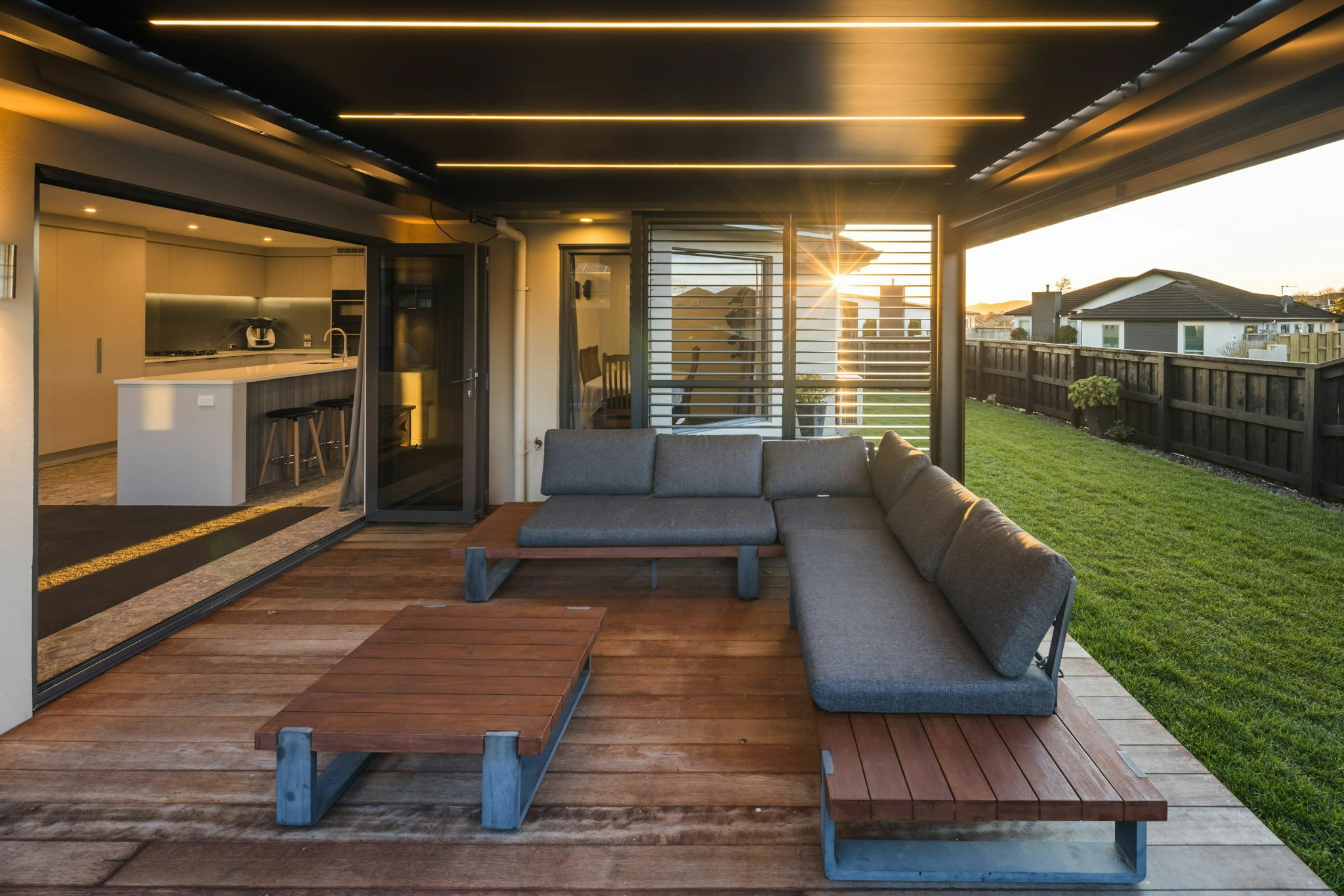 3 web or mls in House AR5 6638