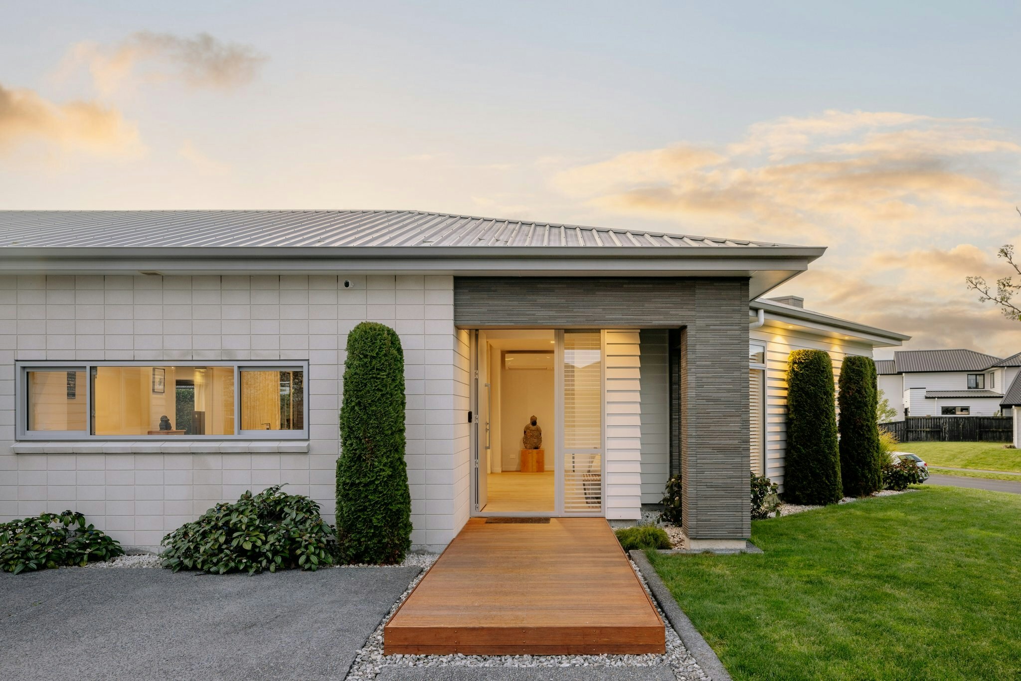 3 web or mls in House AR5 7168