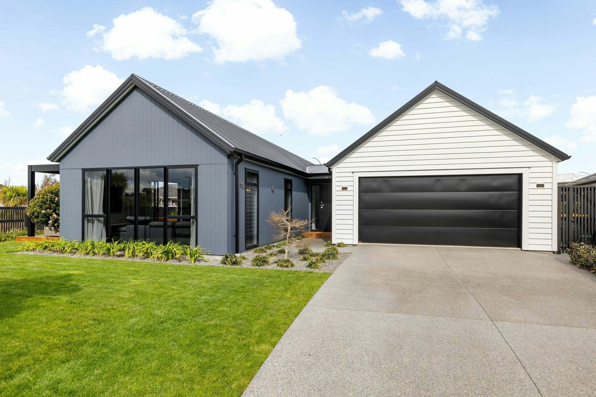 3 web or mls in House SR5 7147 1