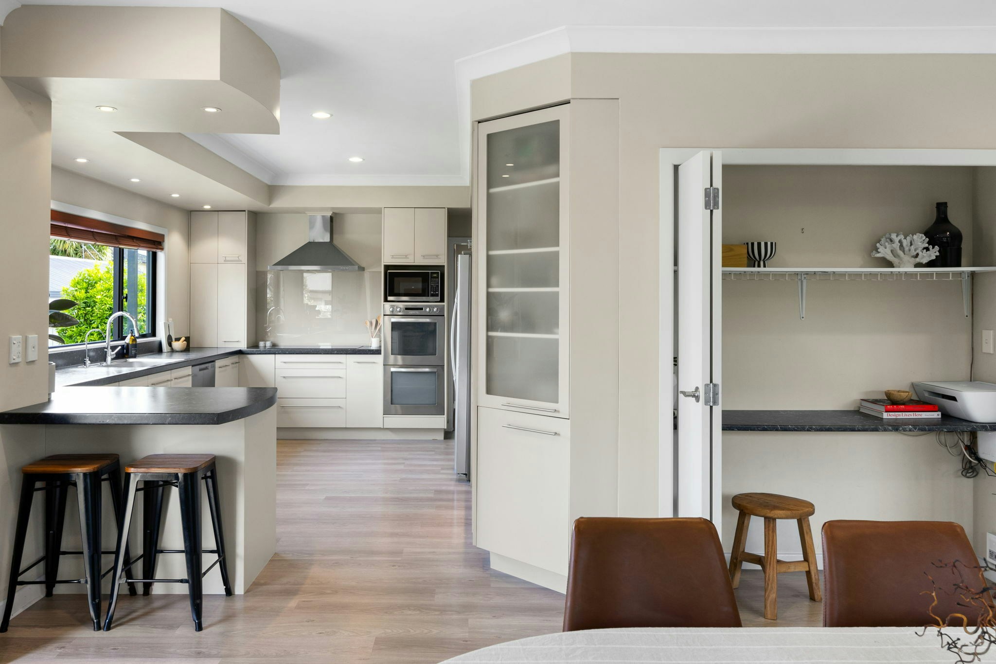 30 web or mls in House AR5 5539