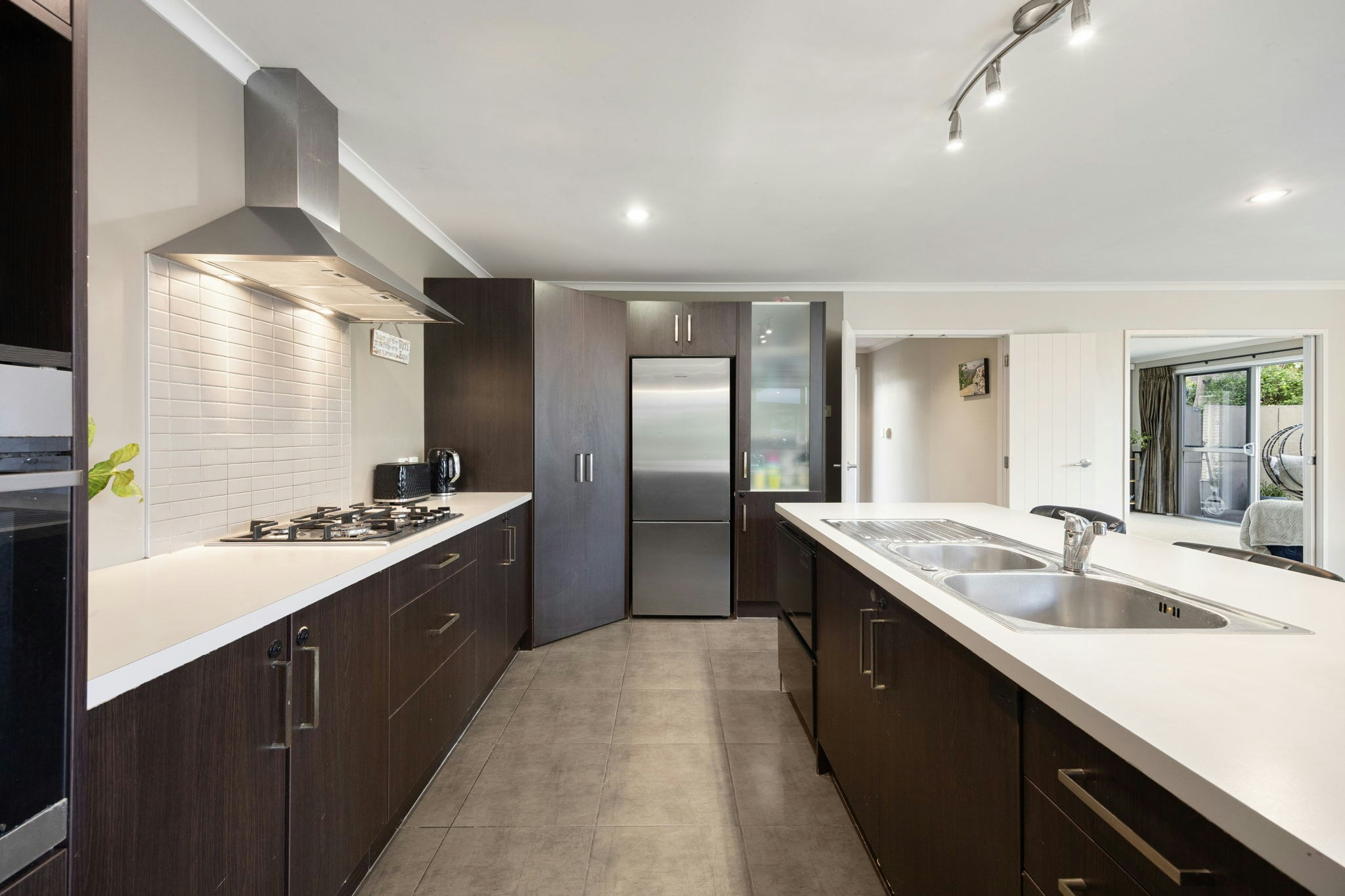 31 web or mls in House AR0 3256