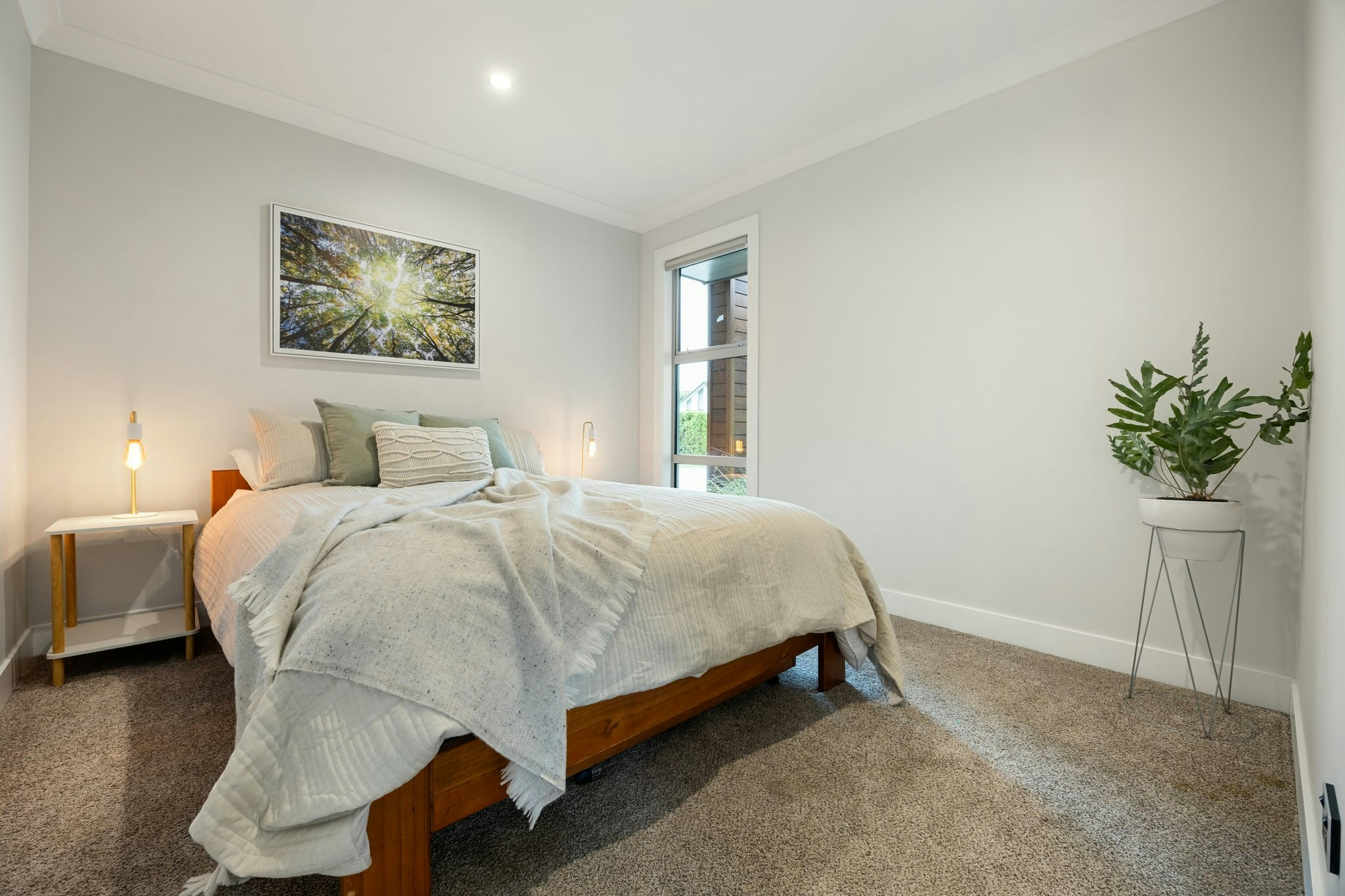 32 web or mls in House AR0 5166