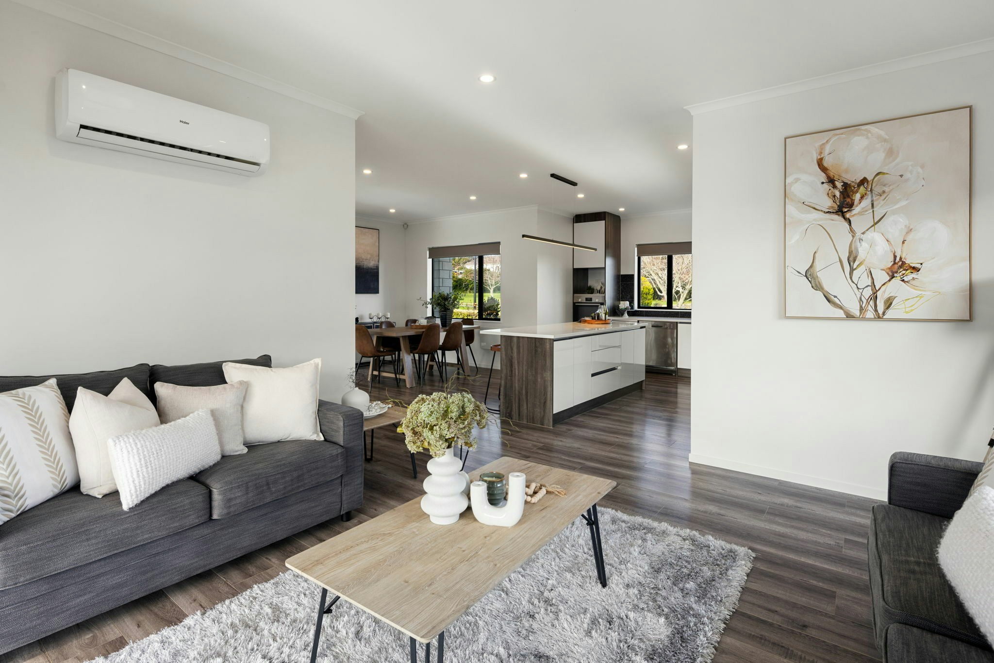 32 web or mls in House AR5 5963