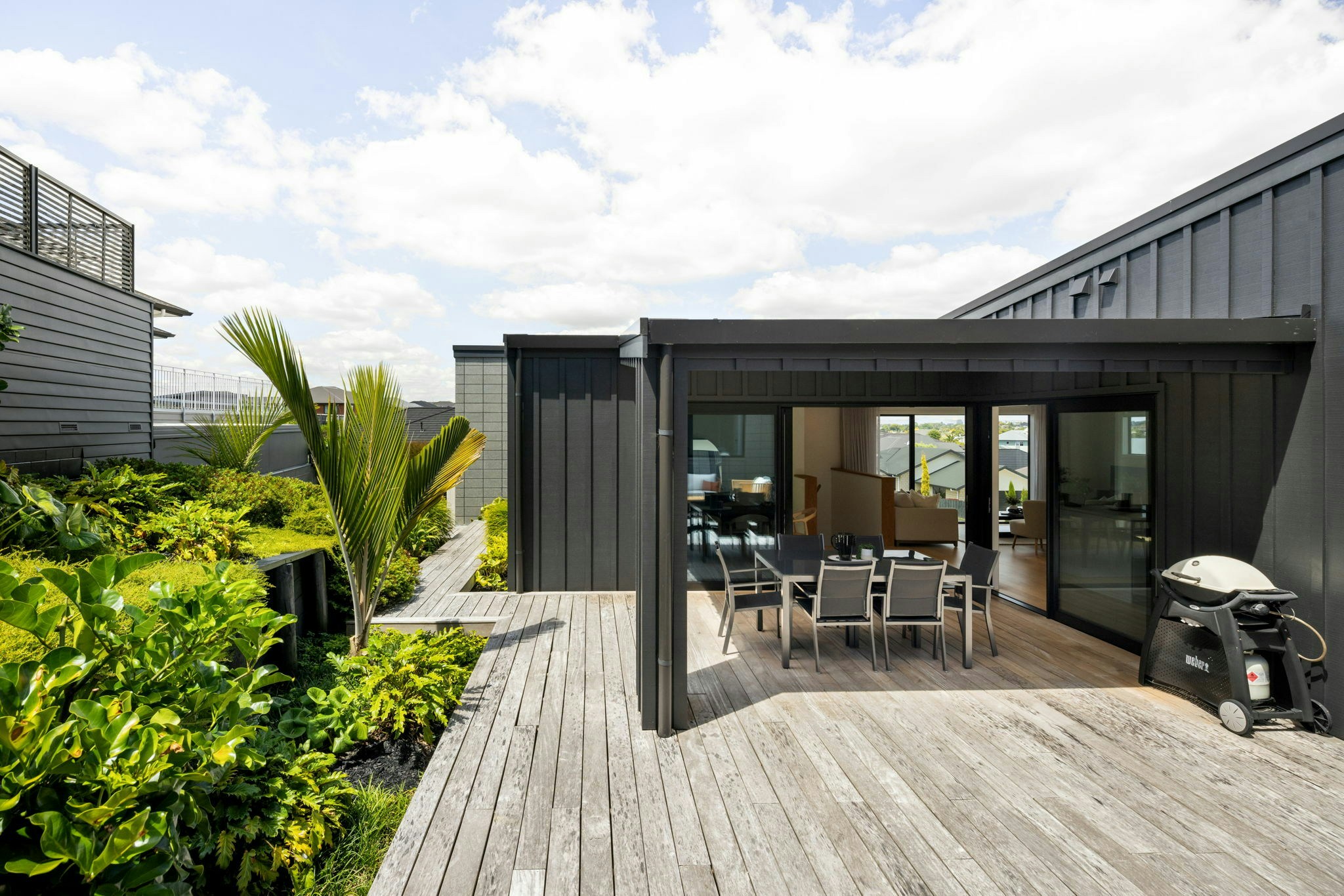 32 web or mls in House AR5 7051