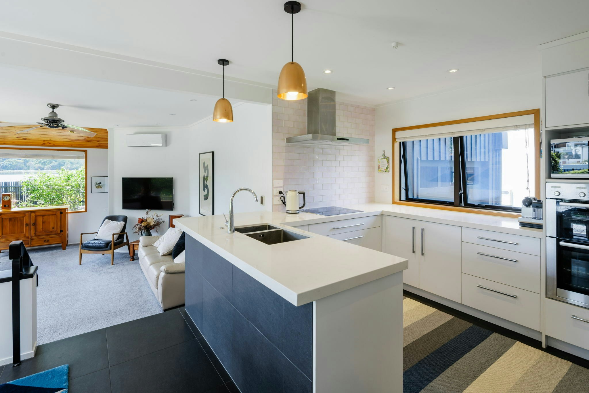 32 web or mls in House AR5 9579