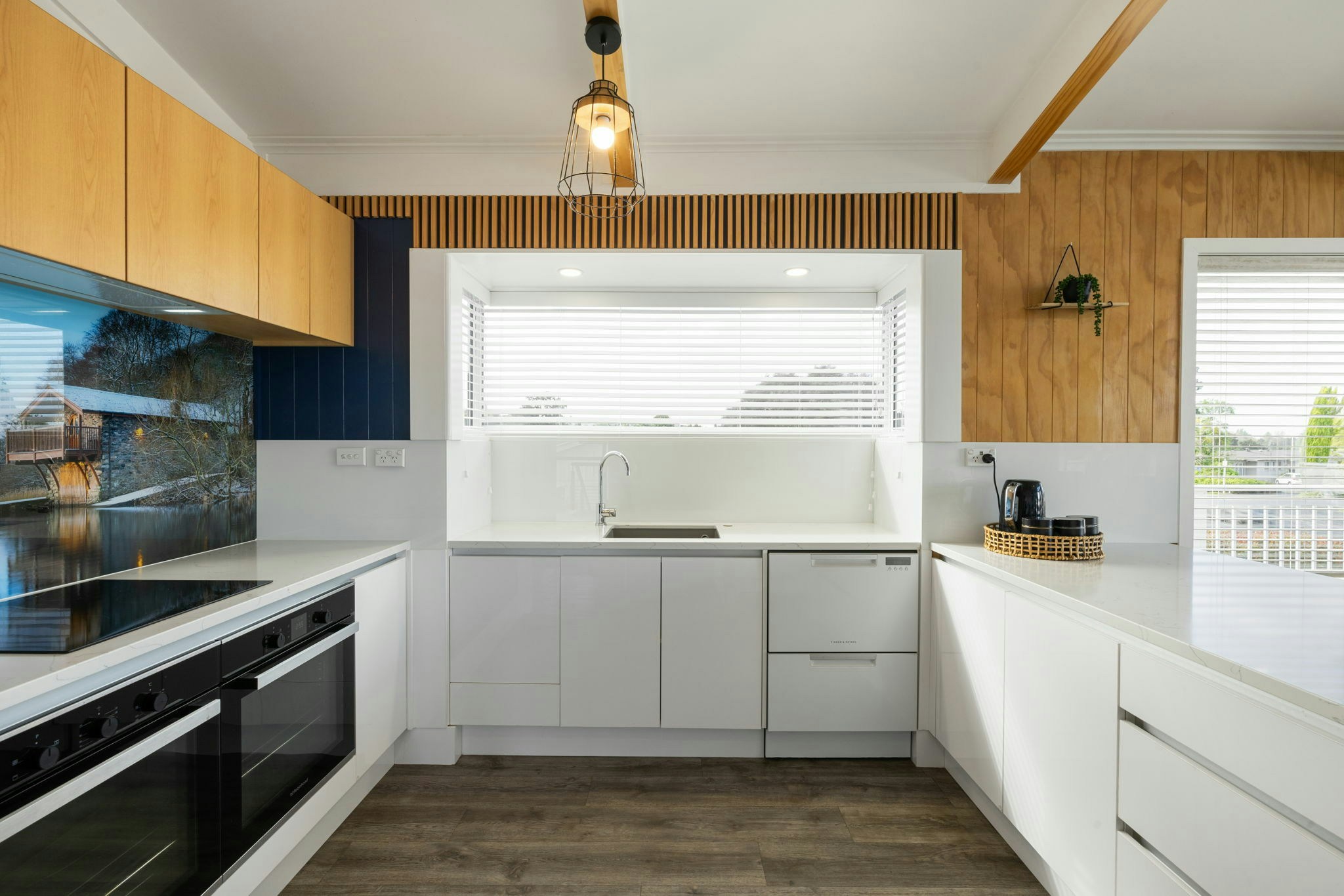 32 web or mls in House SR5 1005