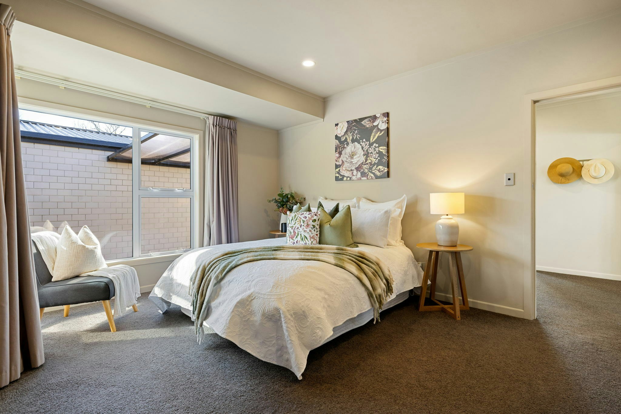 32 web or mls in House SR5 4575