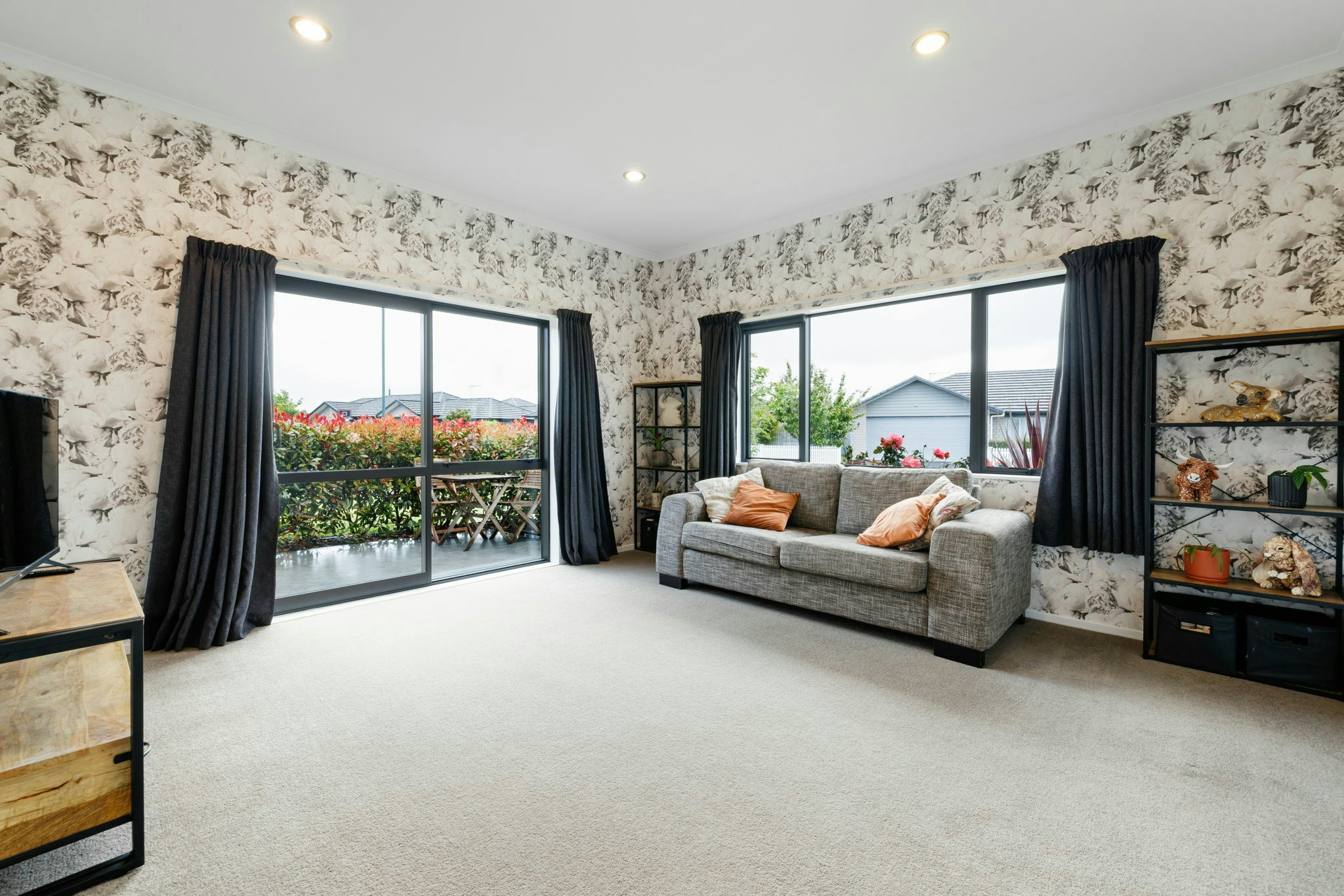 32 web or mls in House SR5 6459