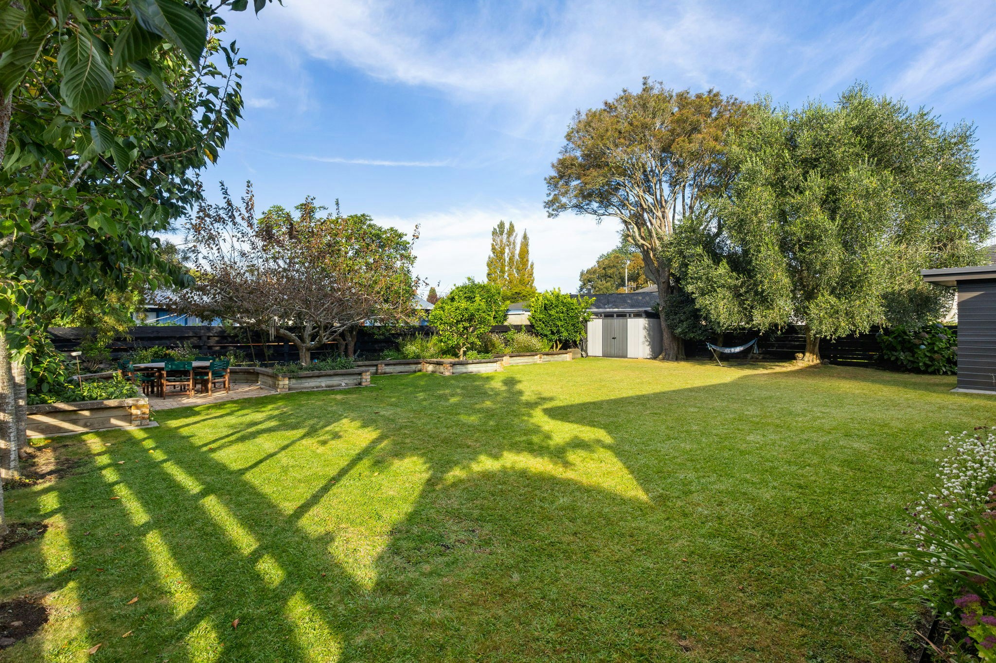 32 web or mls in House SR6 2294