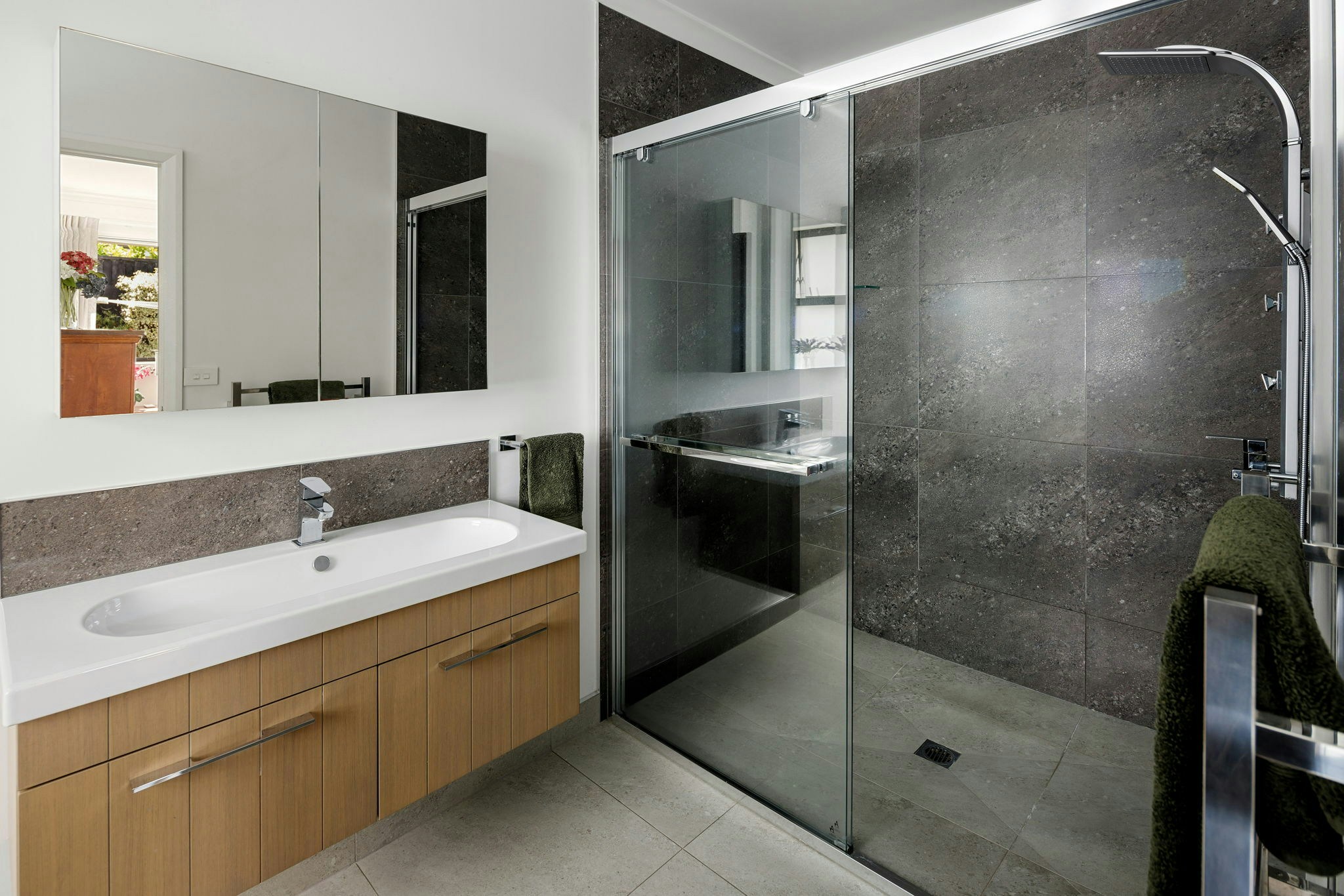 33 web or mls 3030in House AR5 8727