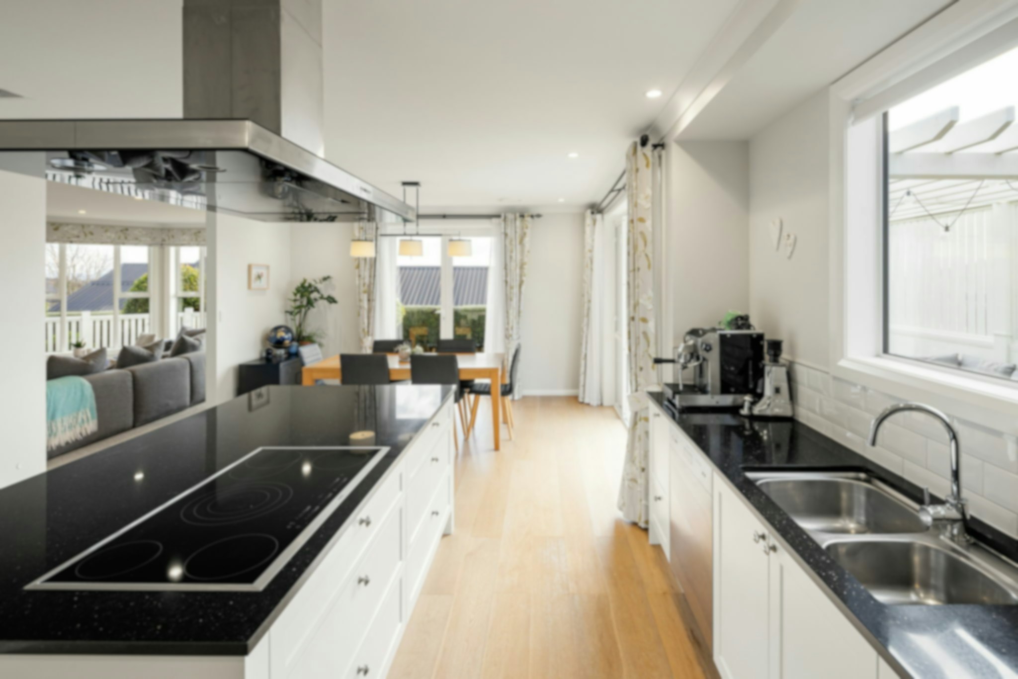 33 web or mls in House AR5 9271