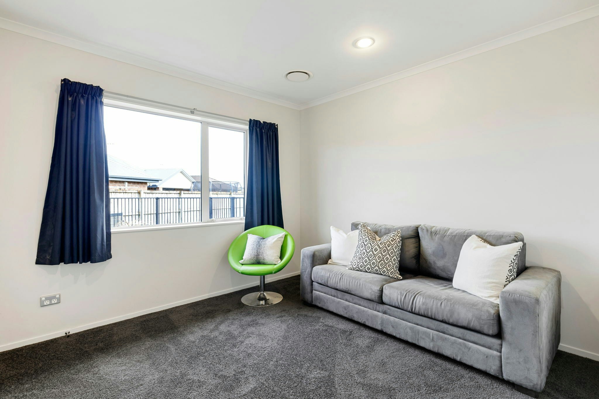 33 web or mls in House SR5 3860