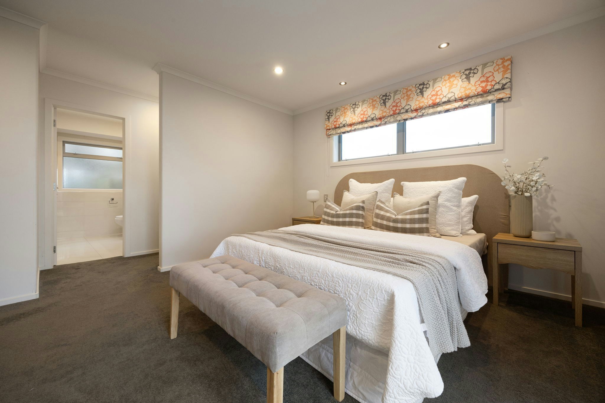 34 web or mls in House AR0 3639