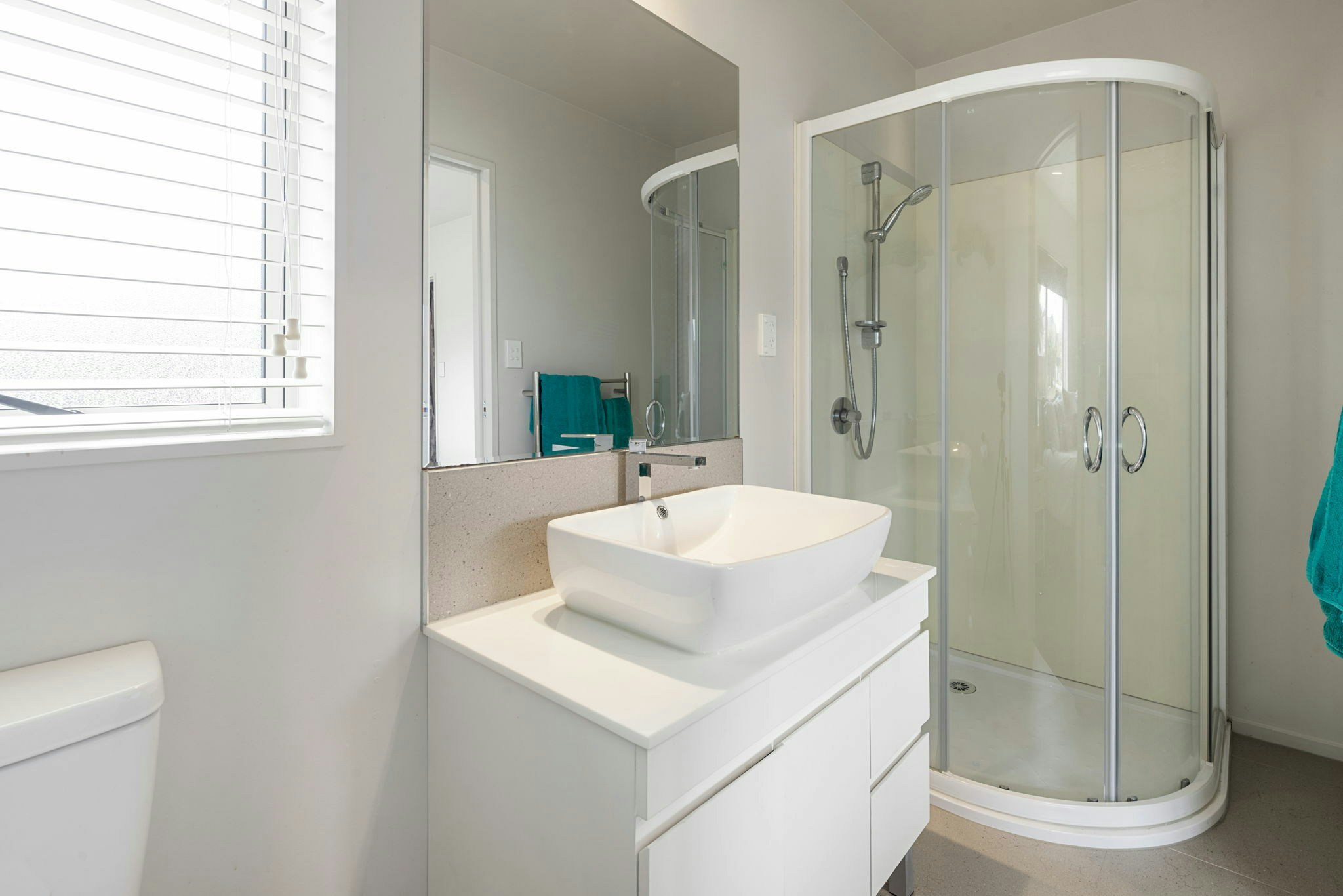 34 web or mls in House AR5 4852