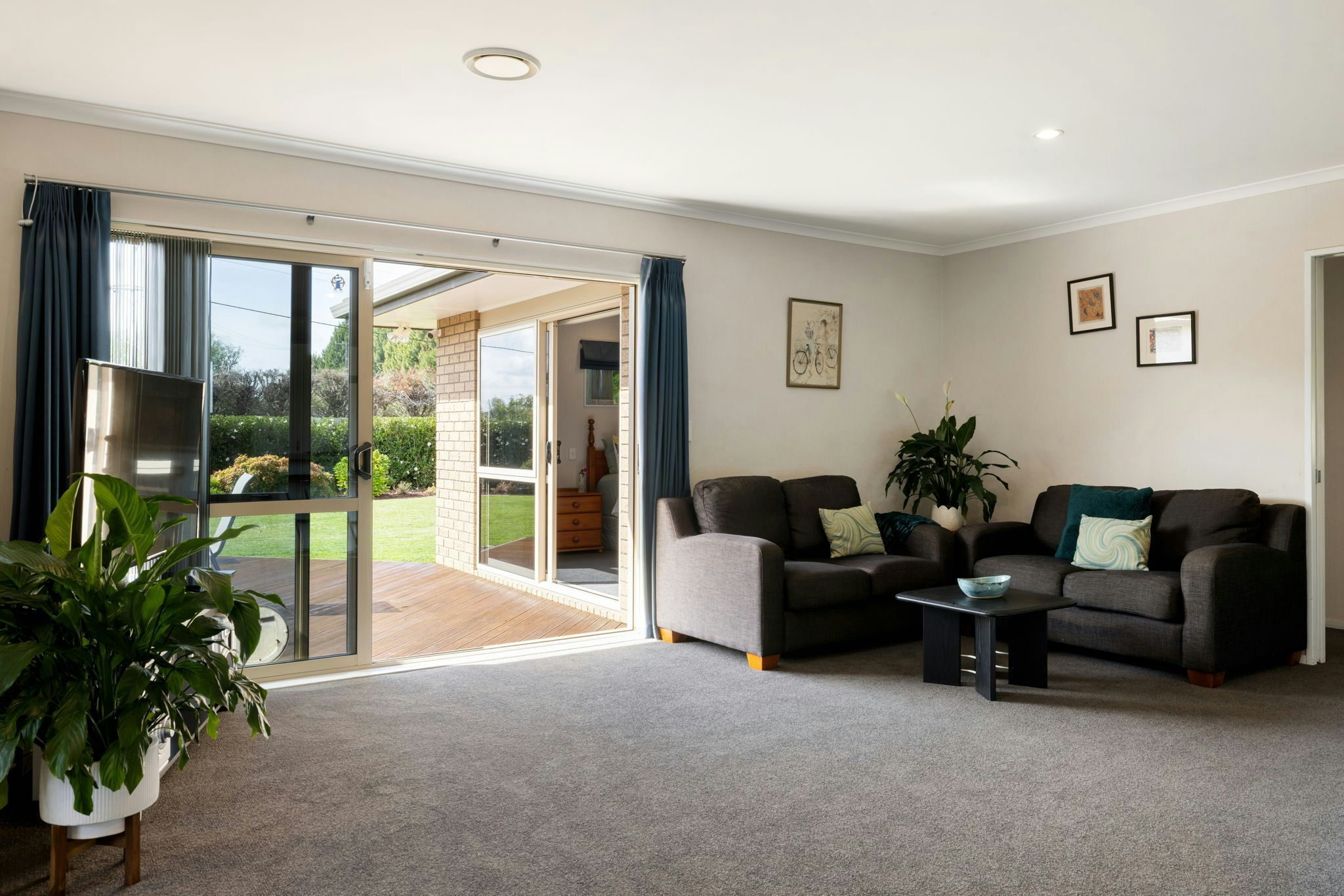 34 web or mls in House SR5 4086 2