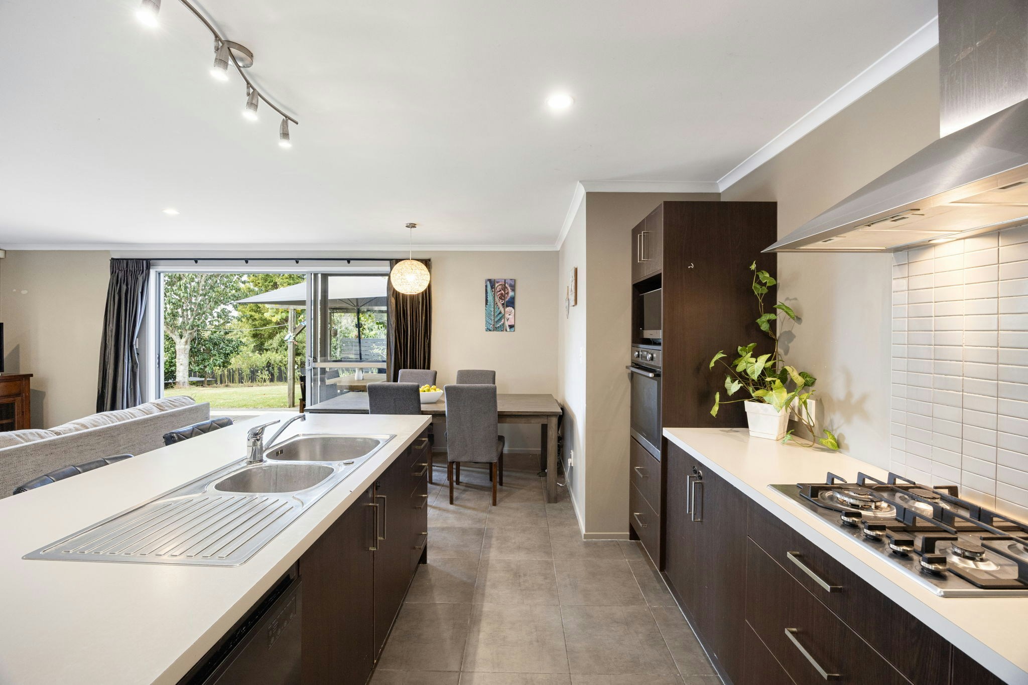 35 web or mls in House AR0 3296