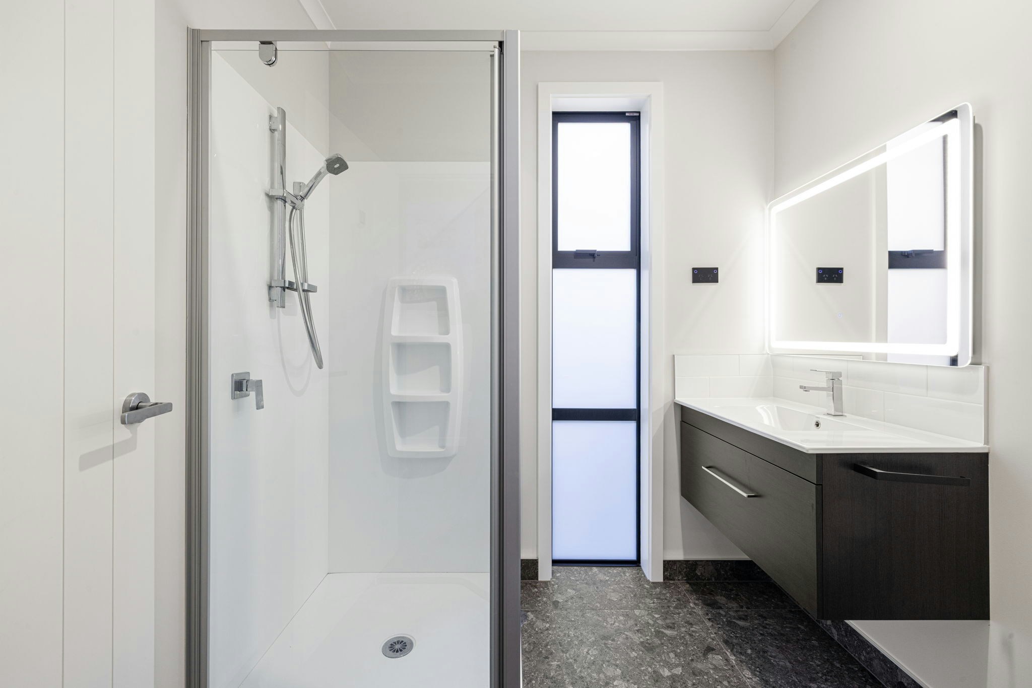 35 web or mls in House SR5 2921