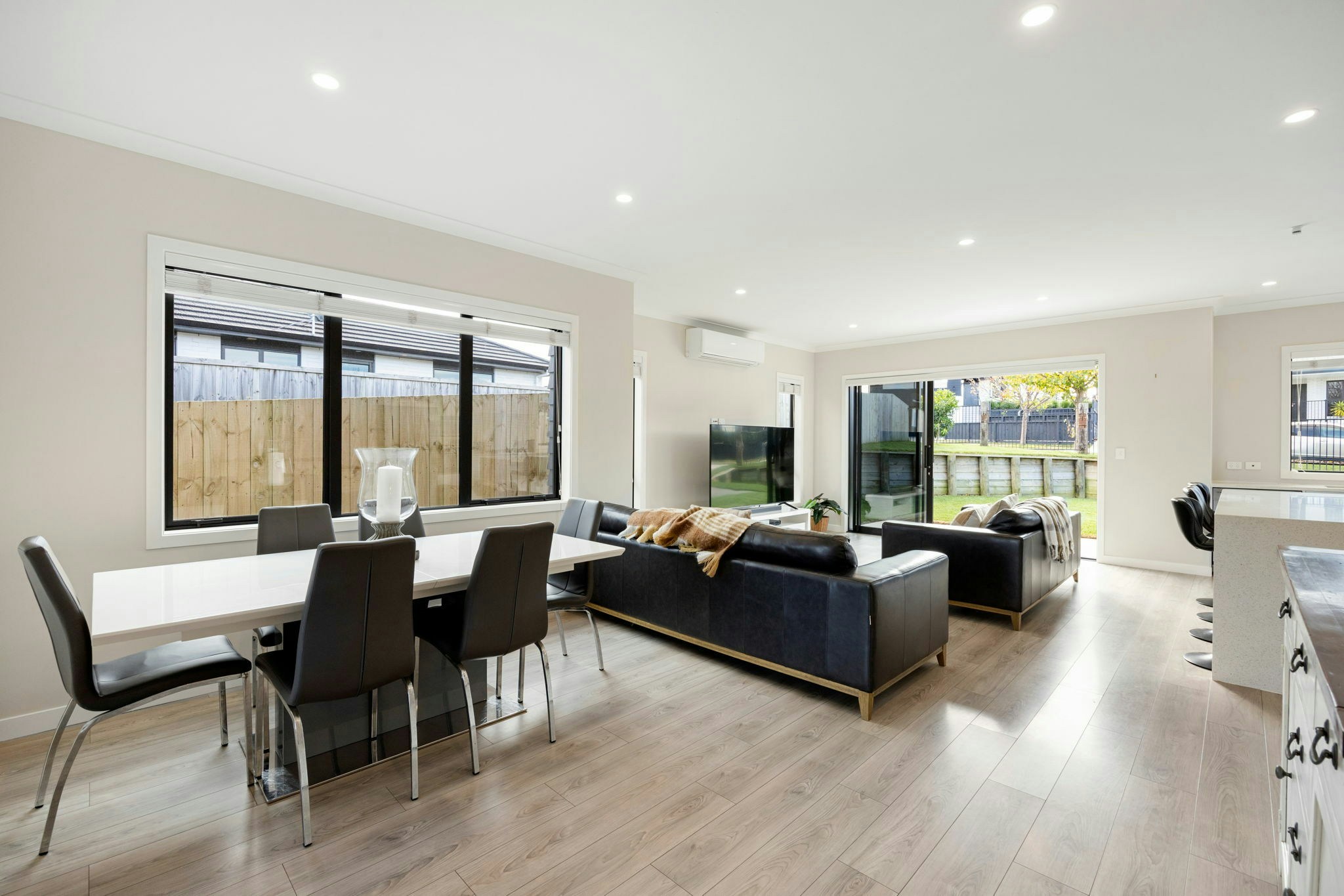 36 web or mls in House AR0 2280