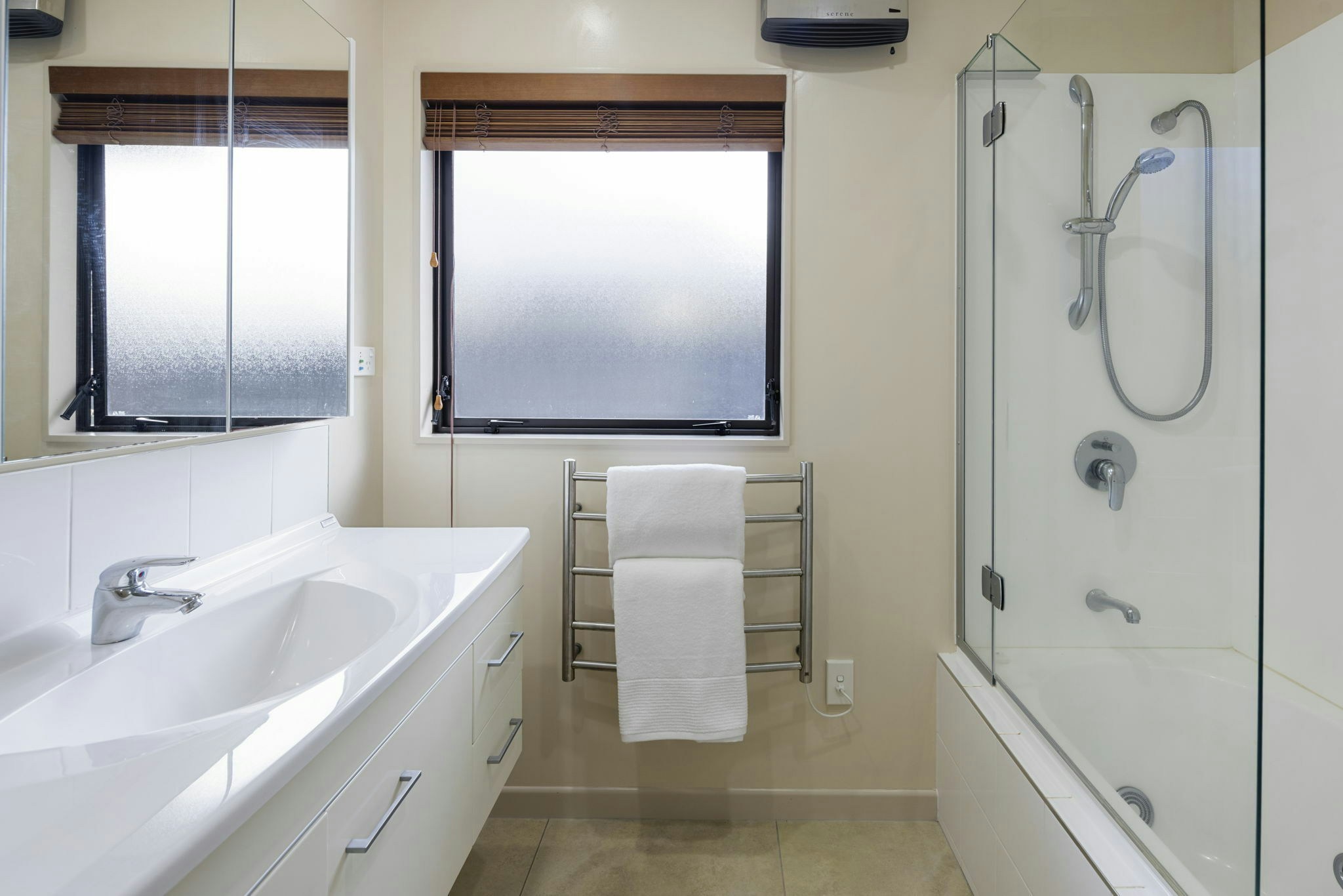 37 web or mls in House AR5 5089