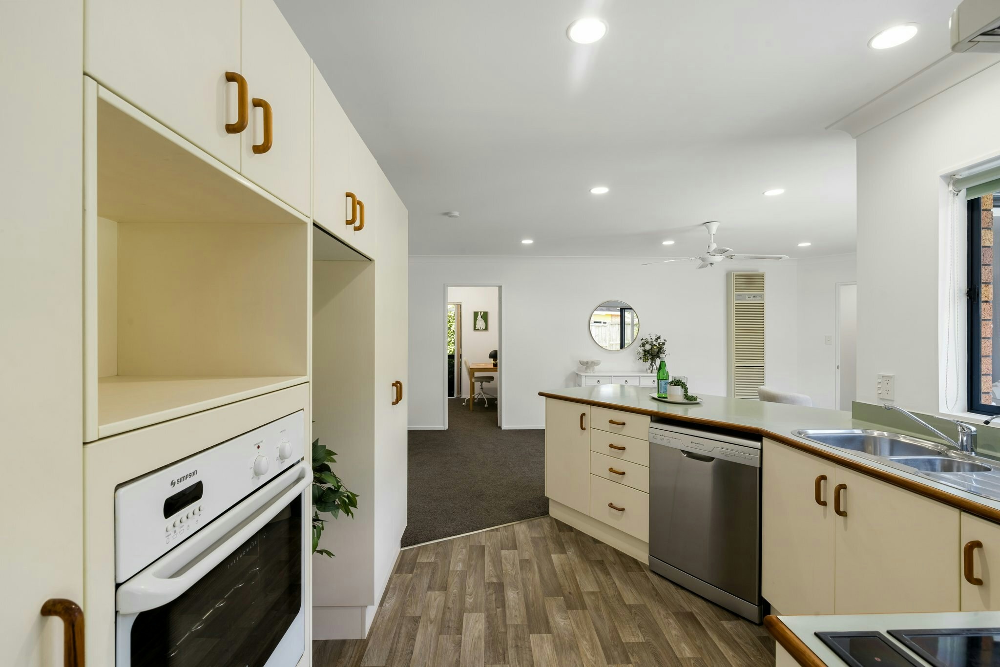 37 web or mls in House SR5 8973