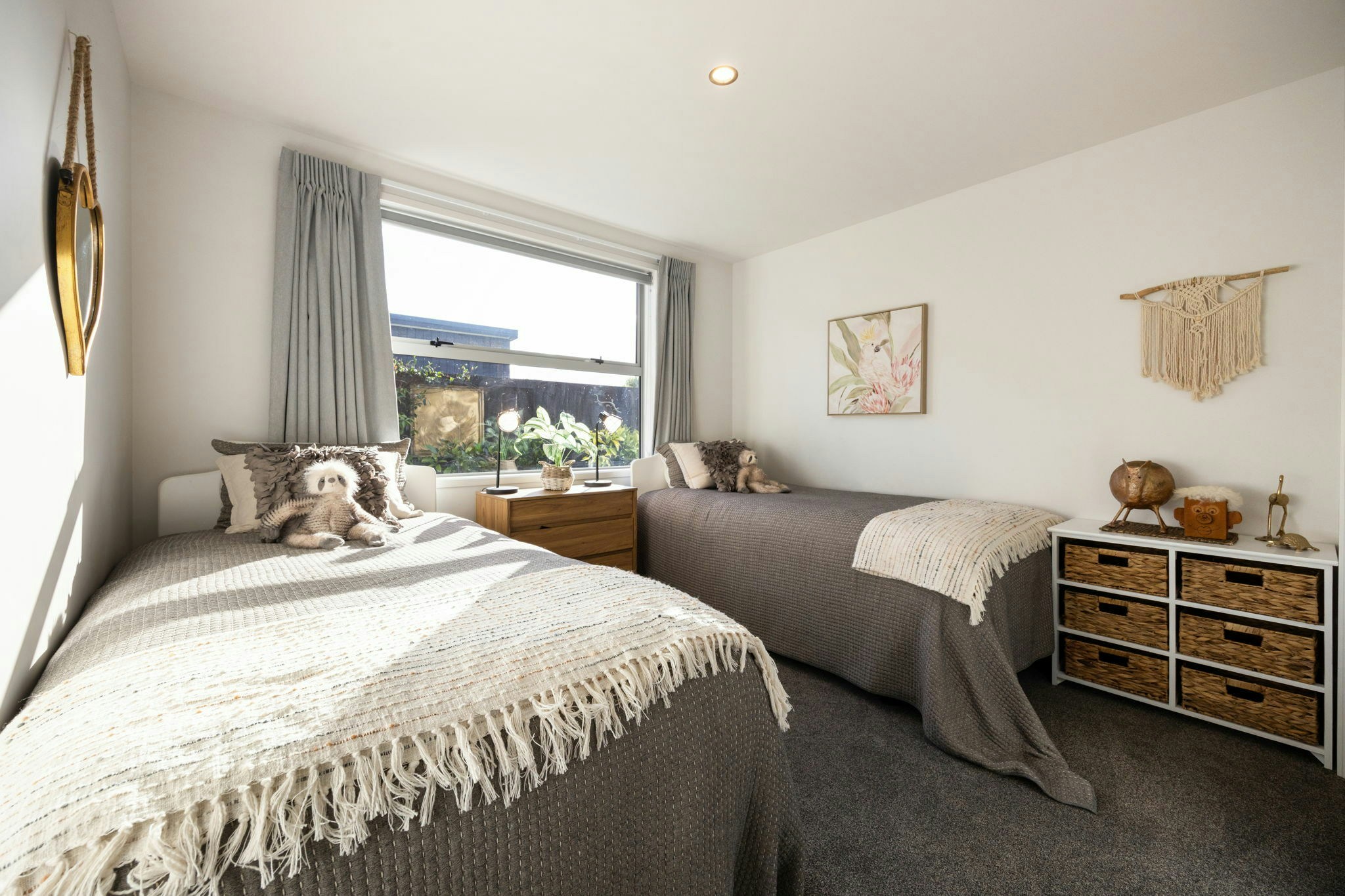 38 web or mls in House AR0 5857