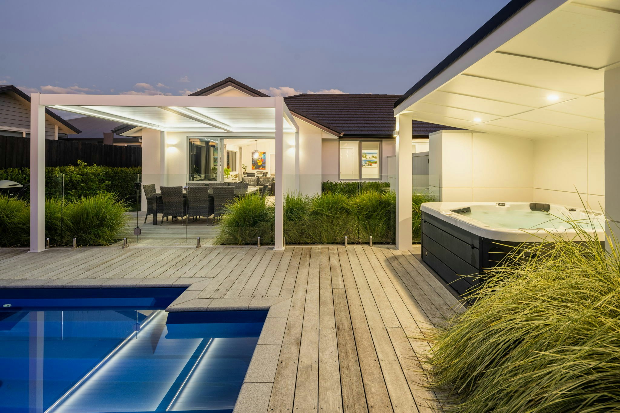 38 web or mls in House AR5 0238