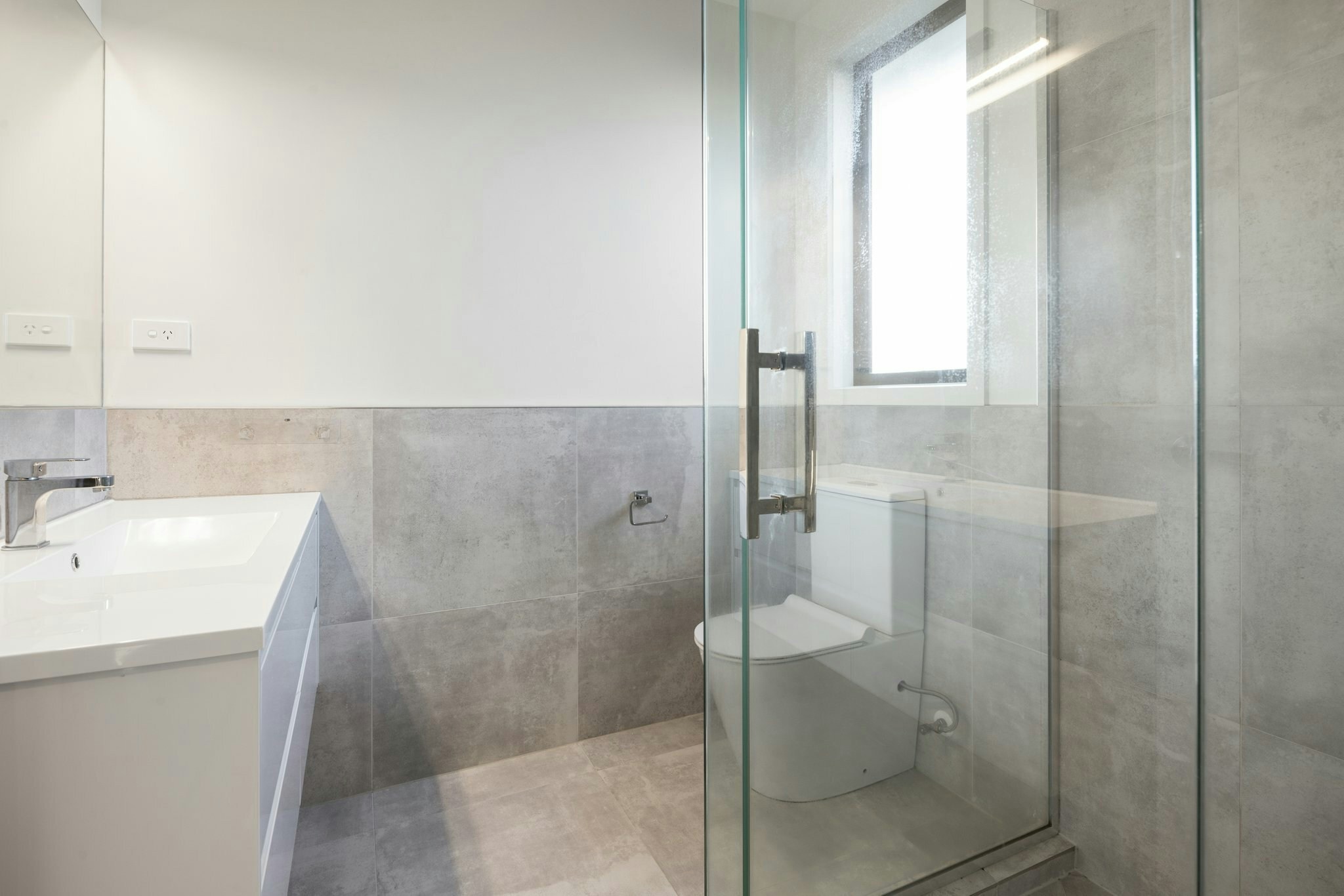 38 web or mls in House AR5 9759