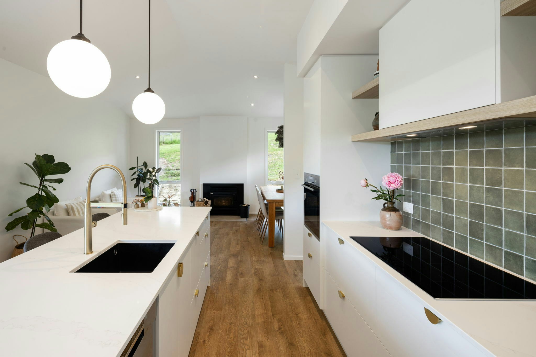 38 web or mls in House AR5 9957