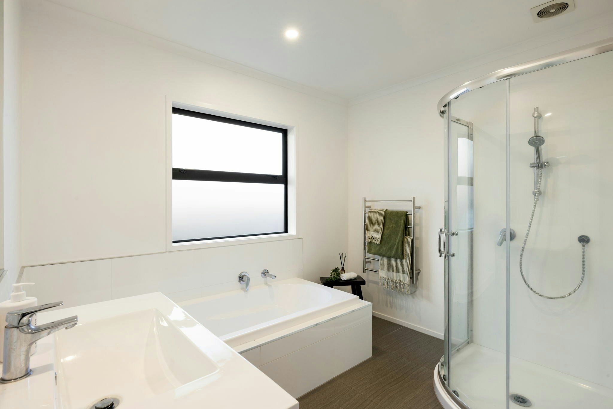 38 web or mls in House SR5 0634