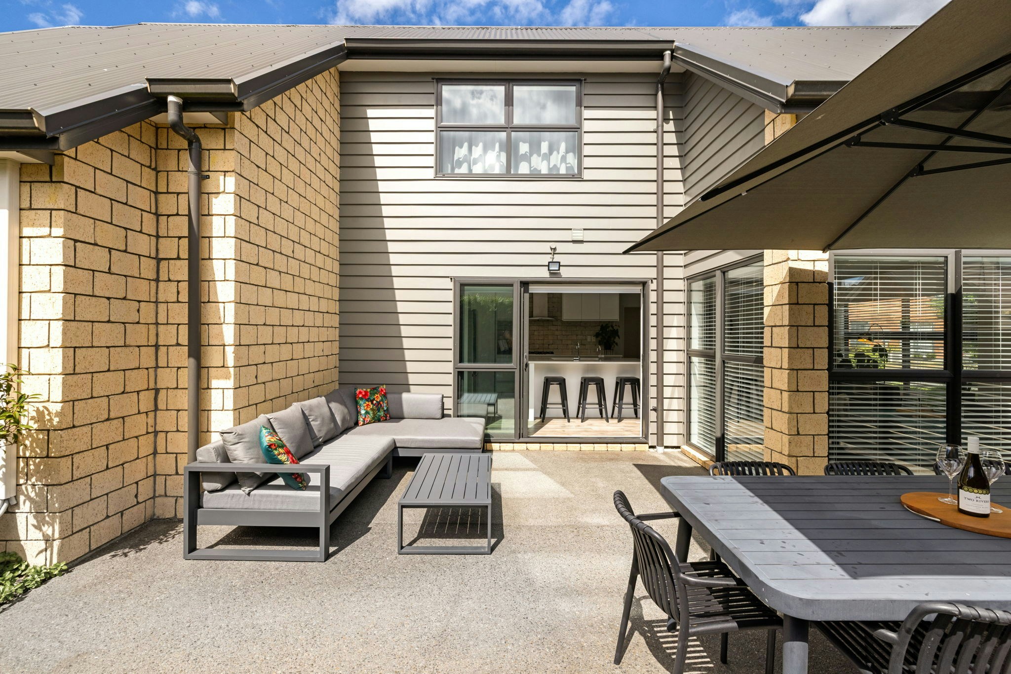 38 web or mls in House SR5 2577