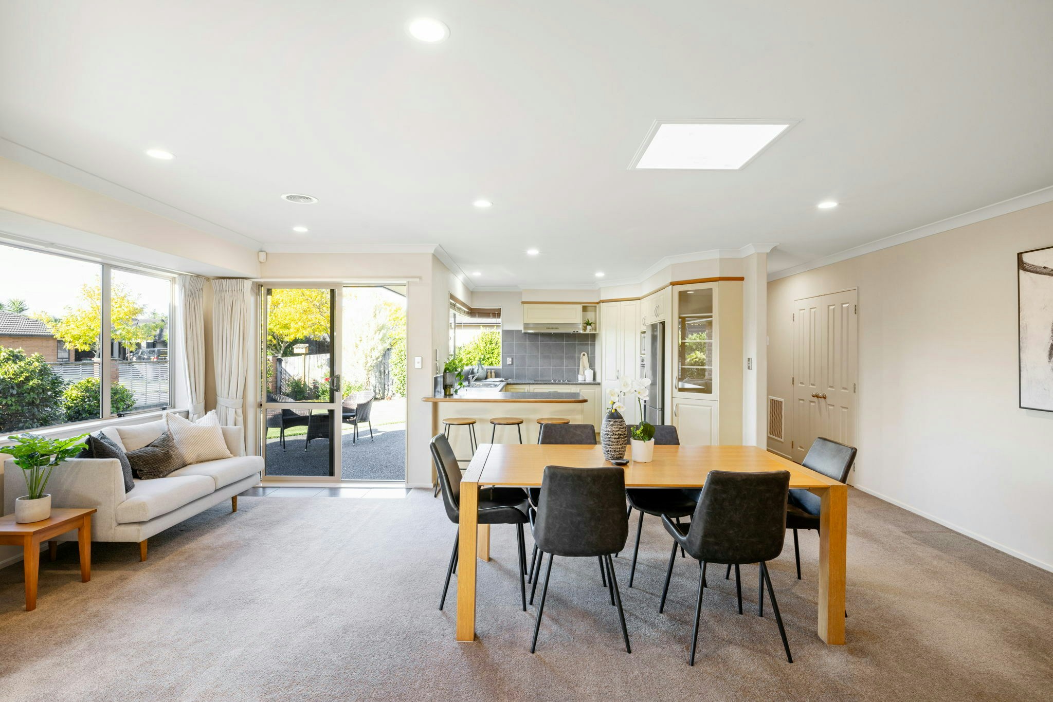 38 web or mls in House SR5 6423