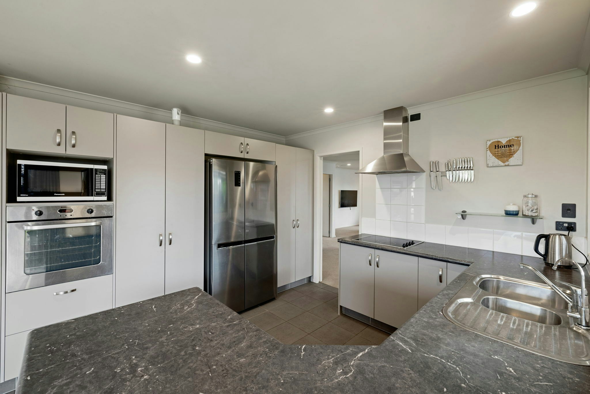 38 web or mls in House SR5 9404