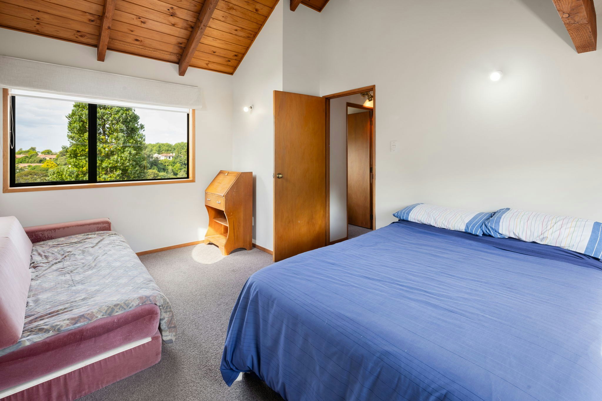 39 web or mls in House AR5 4824