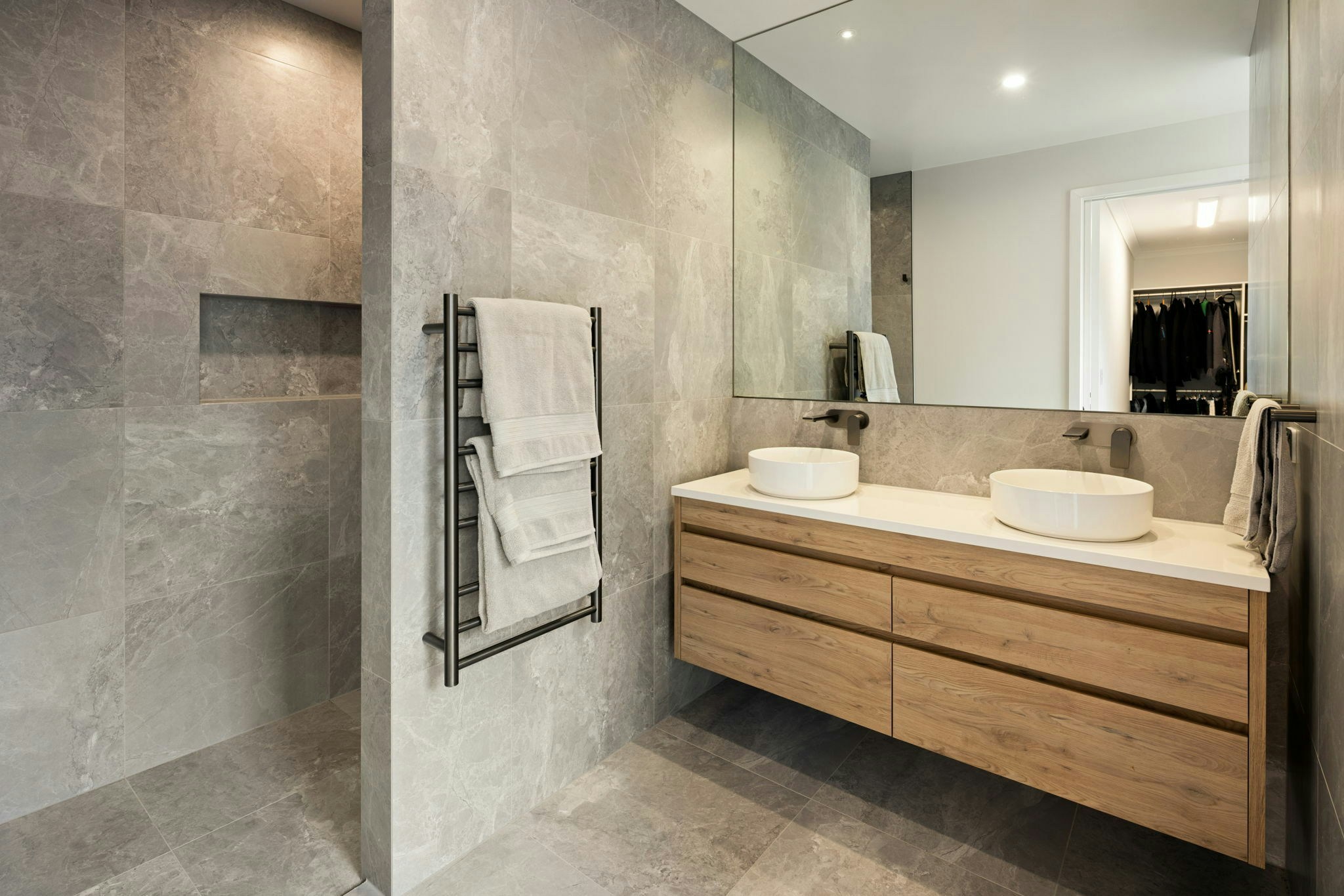 39 web or mls in House AR5 5674