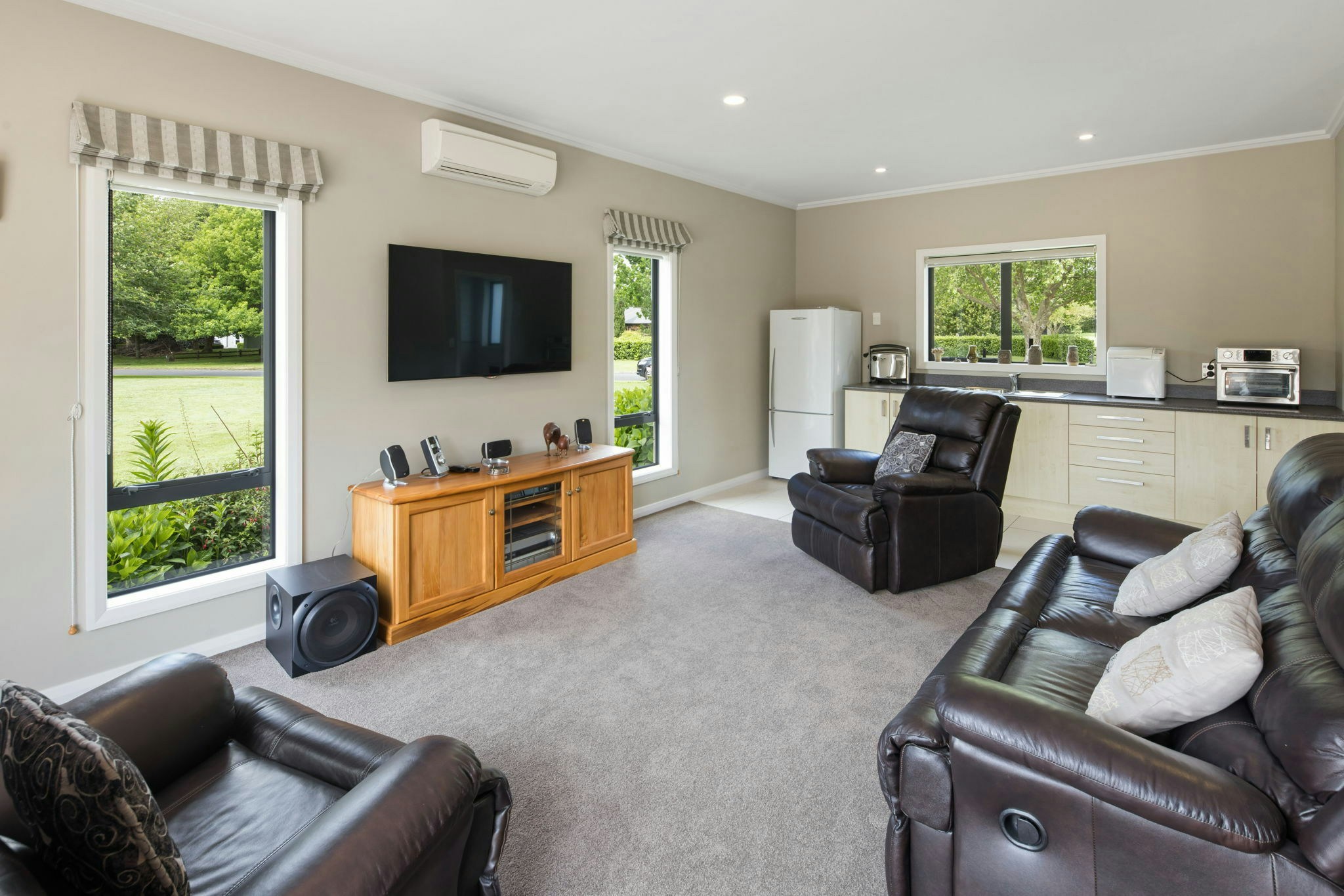 39 web or mls in House AR5 9274