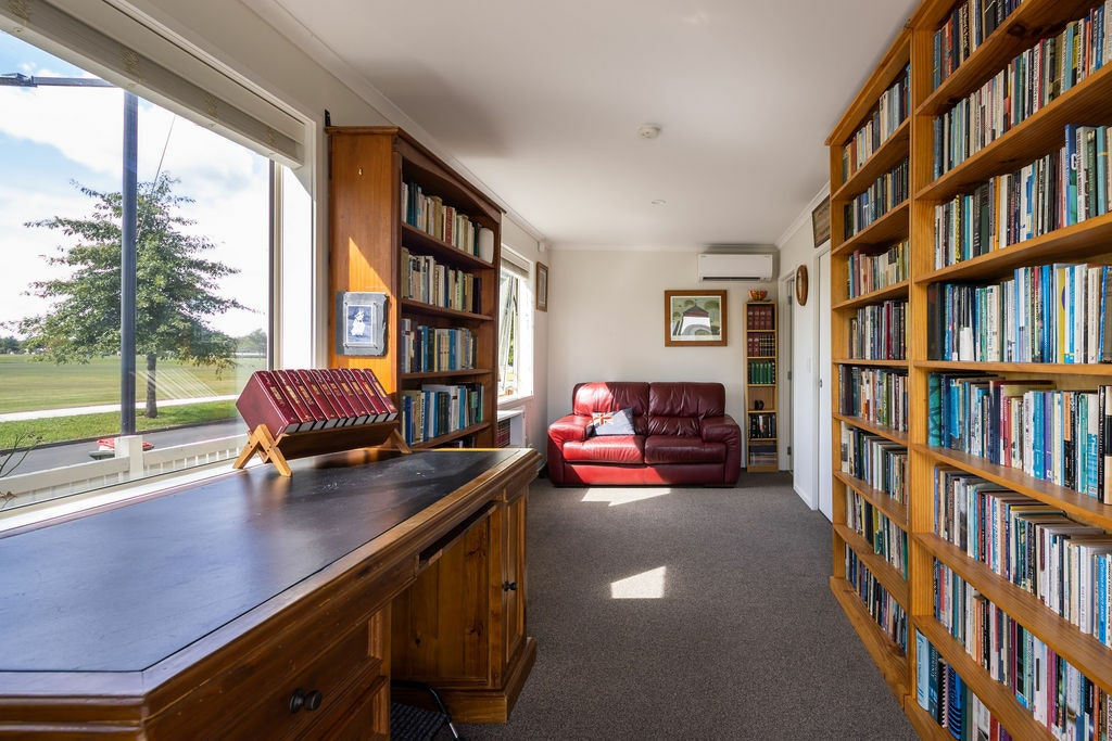 39 aaron radford AR5 9439