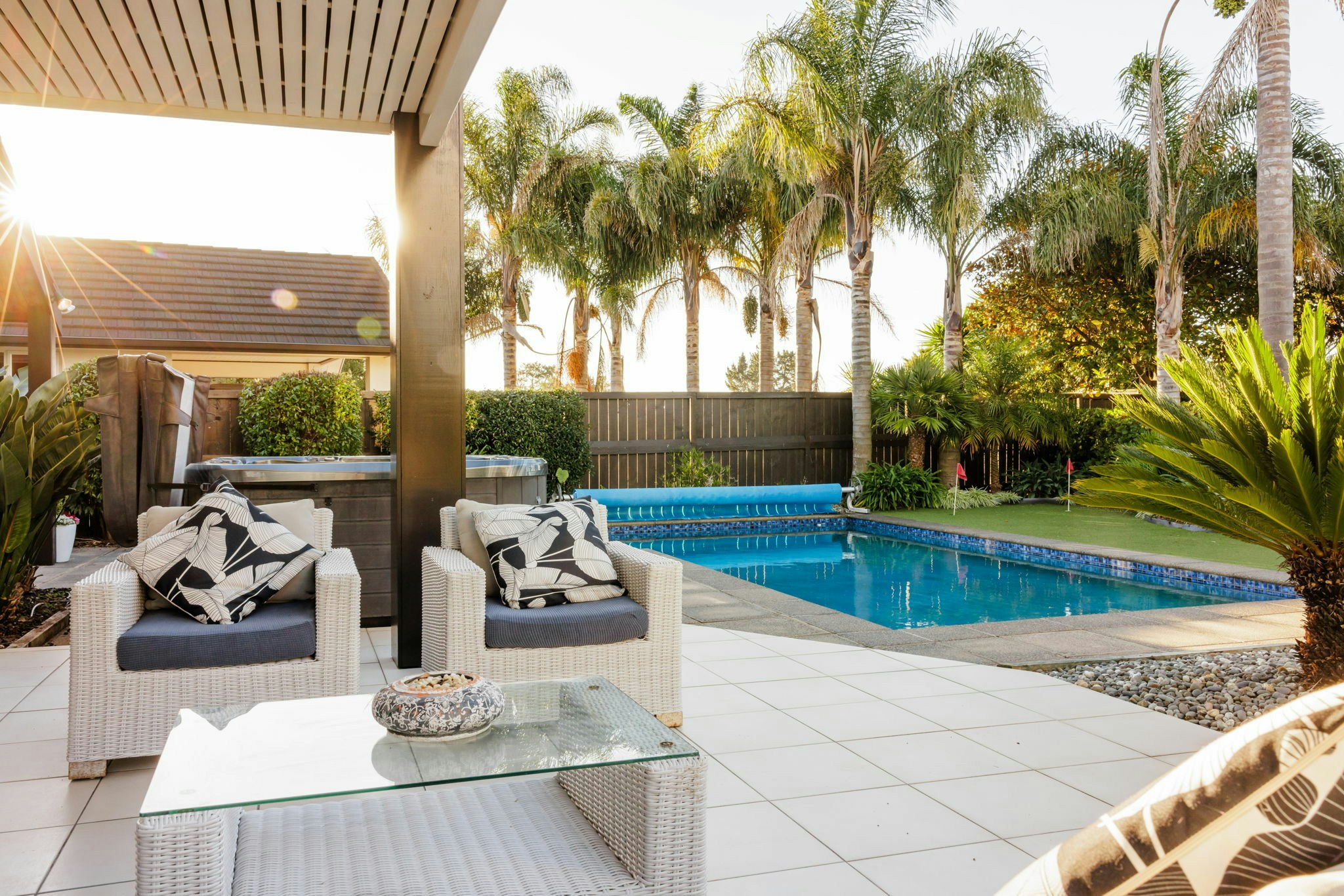 4 web or mls in House AR5 5683