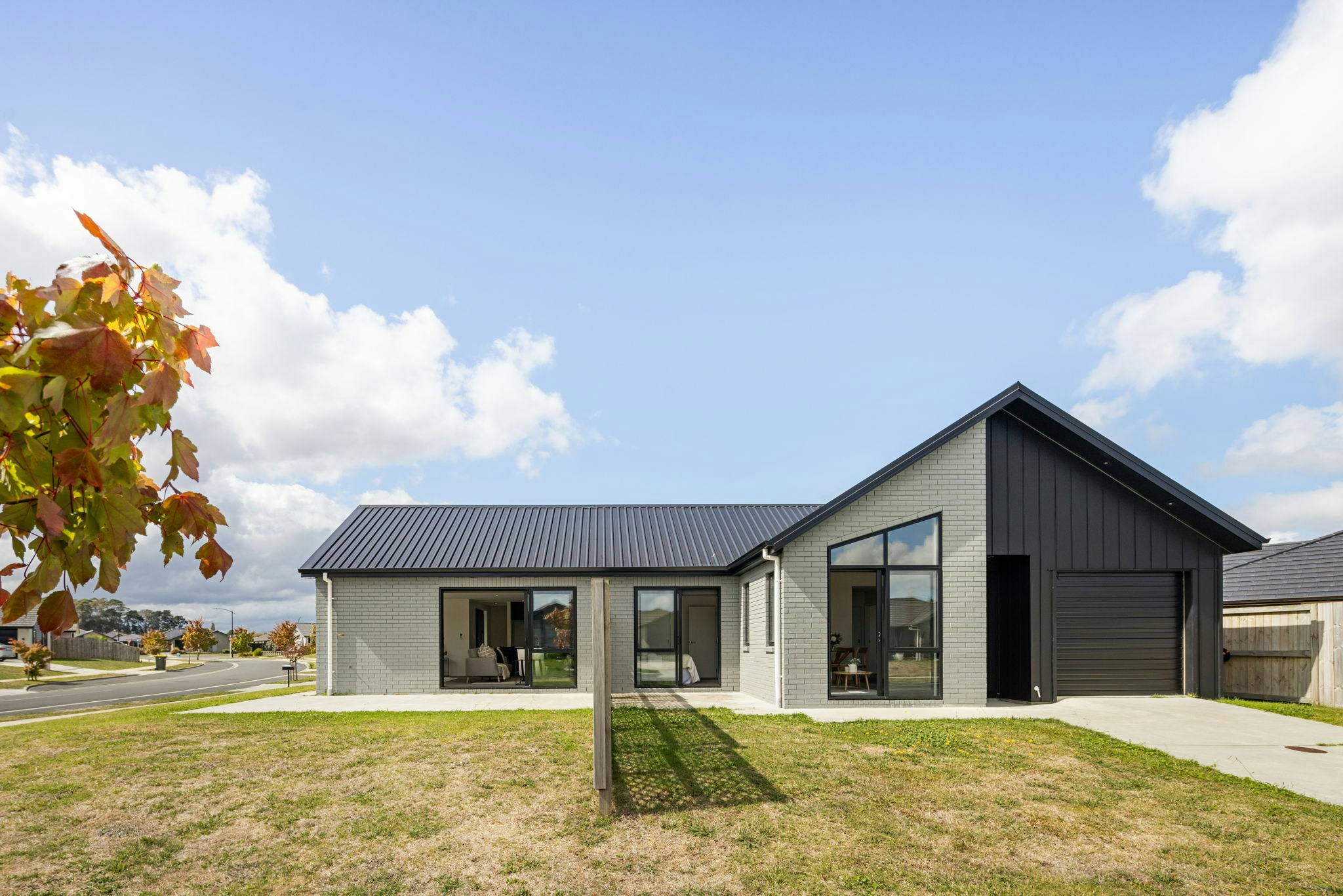 4 web or mls in House AR5 6591