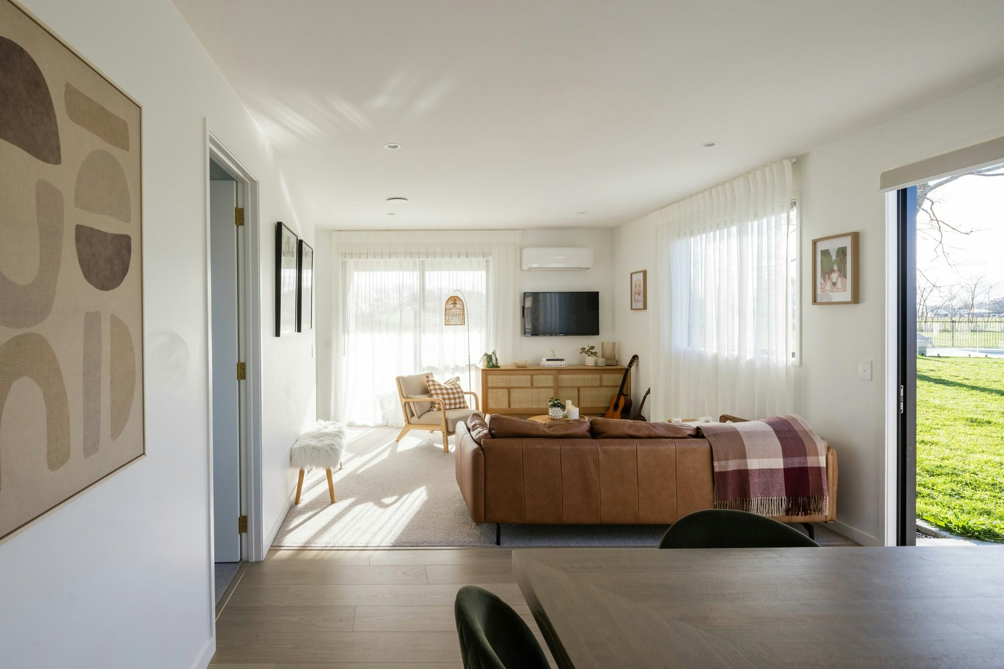 40 web or mls 39 in House AR5 2002